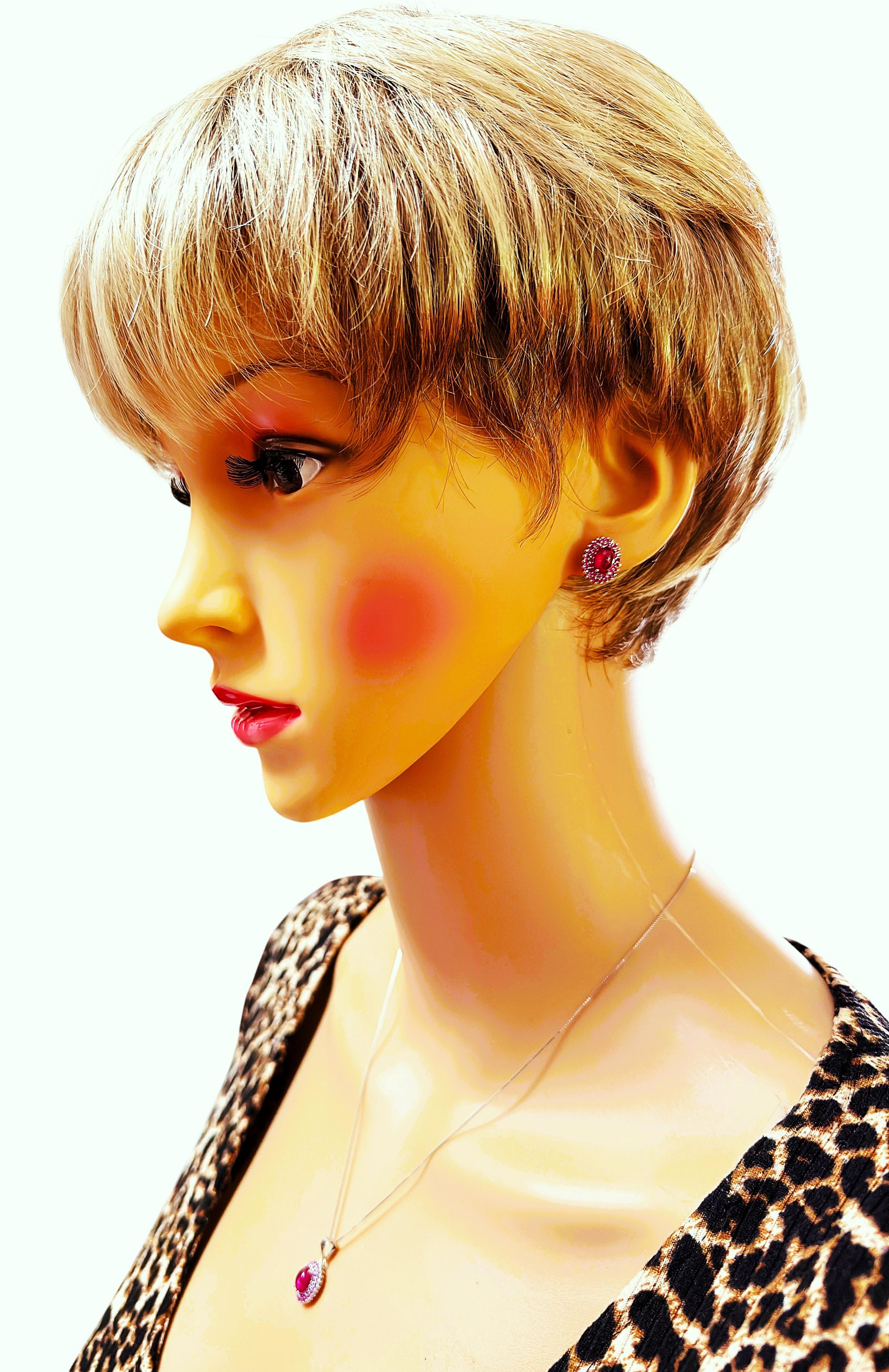 New 2.28 Carat Red Ruby Cabochon & Diamond Cut Ruby Sterling Earrings en vente 2