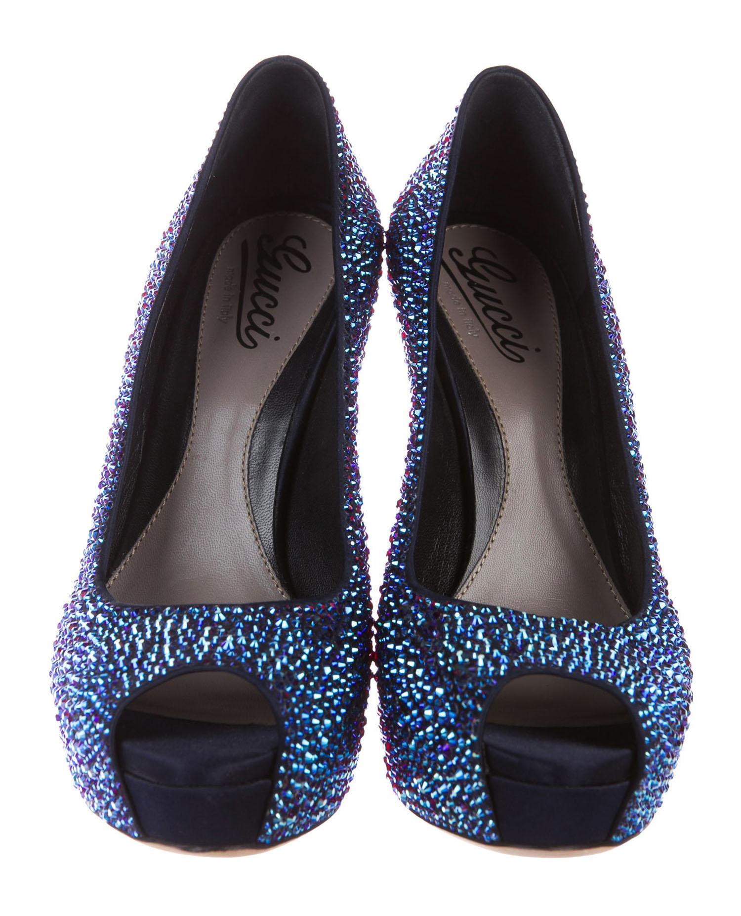 Women's New $2, 295 Gucci Sofia Etoile Blue Crystal Encrusted Peep Toe High-Heel Pump 38 For Sale