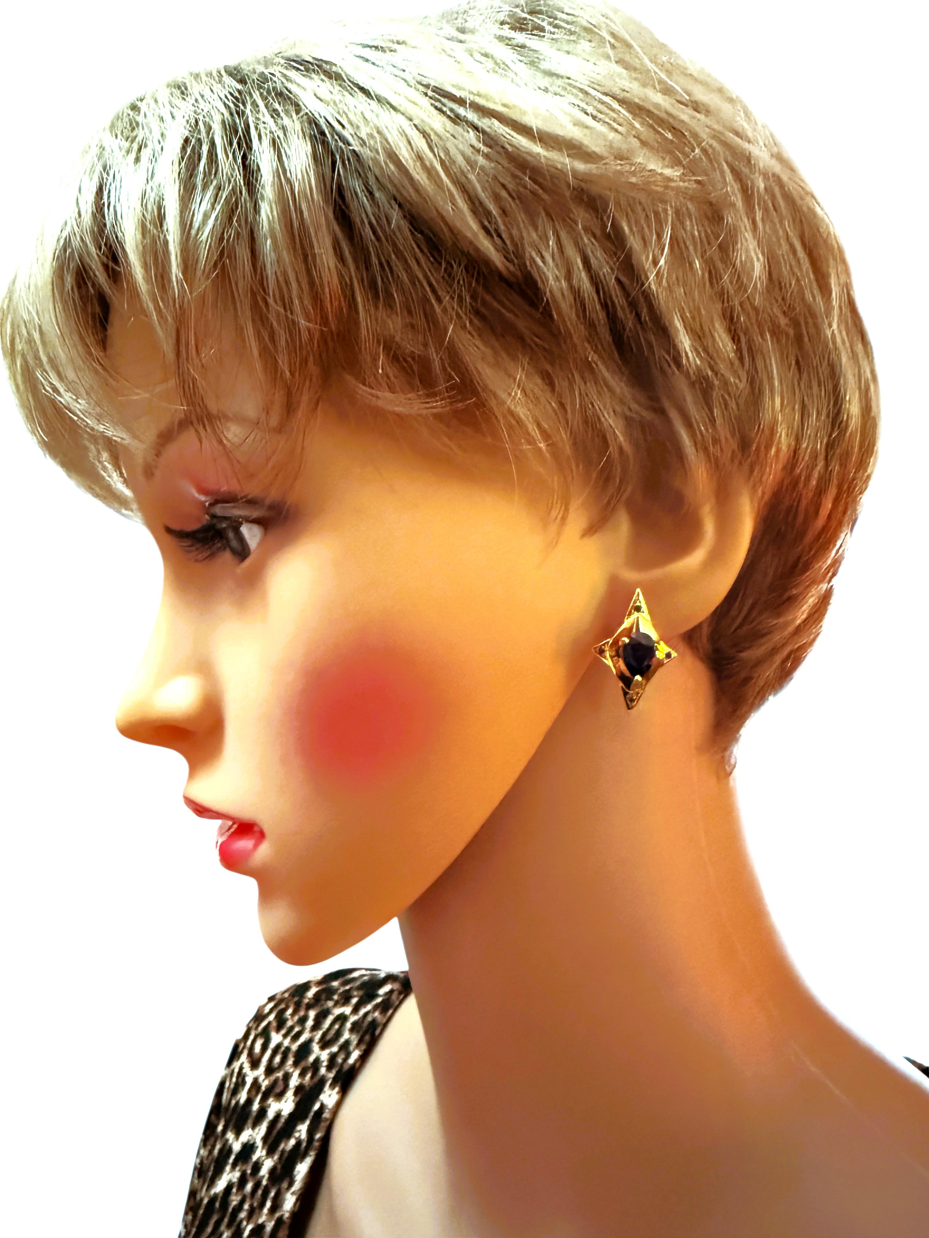 Neu 24k Gold plattiert 4,25 Karat Blauer Saphir Oval & Diamantschliff Sterling Ohrring Damen im Angebot