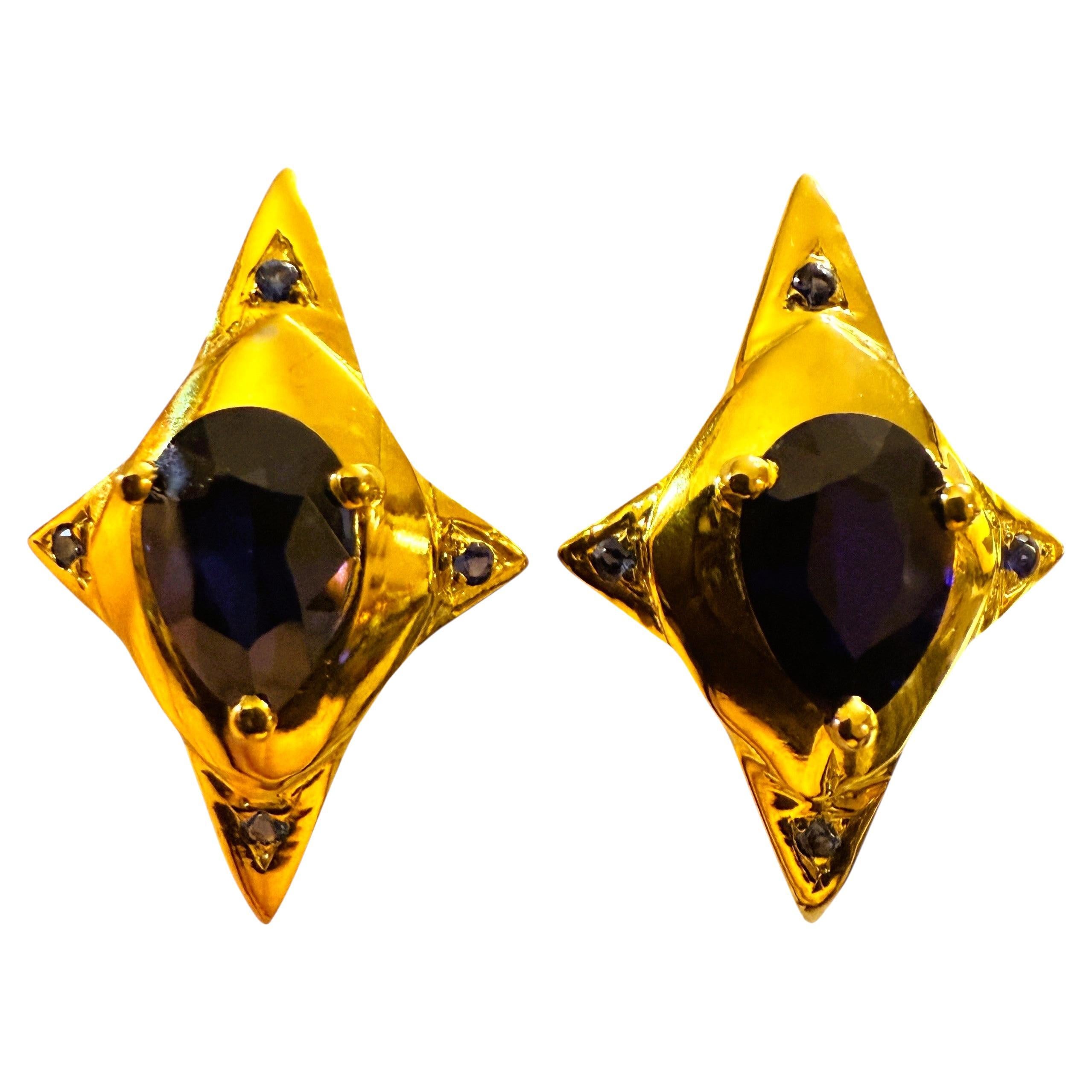 Neu 24k Gold plattiert 4,25 Karat Blauer Saphir Oval & Diamantschliff Sterling Ohrring im Angebot