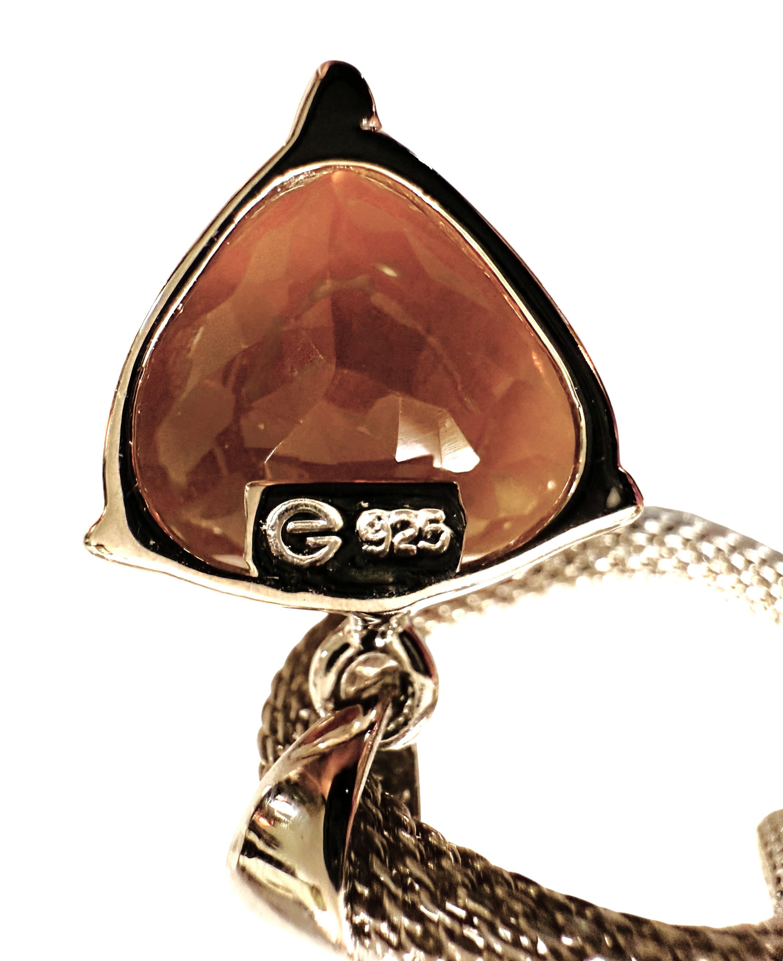  New 26 Carat Citrine Sterling Pendentif sur 17.5