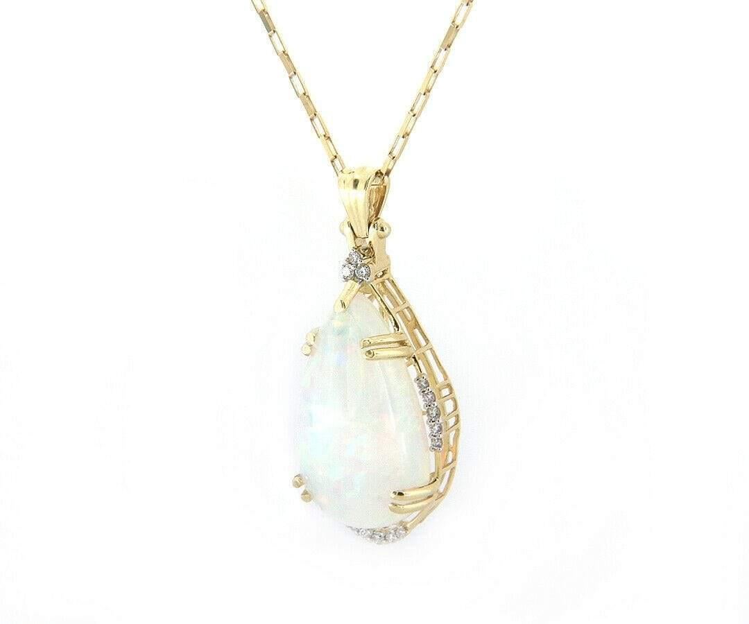 Women's New 28.96ct Ethiopian Opal & 0.38ctw Diamond Pendant Necklace in 14K Yellow Gold For Sale