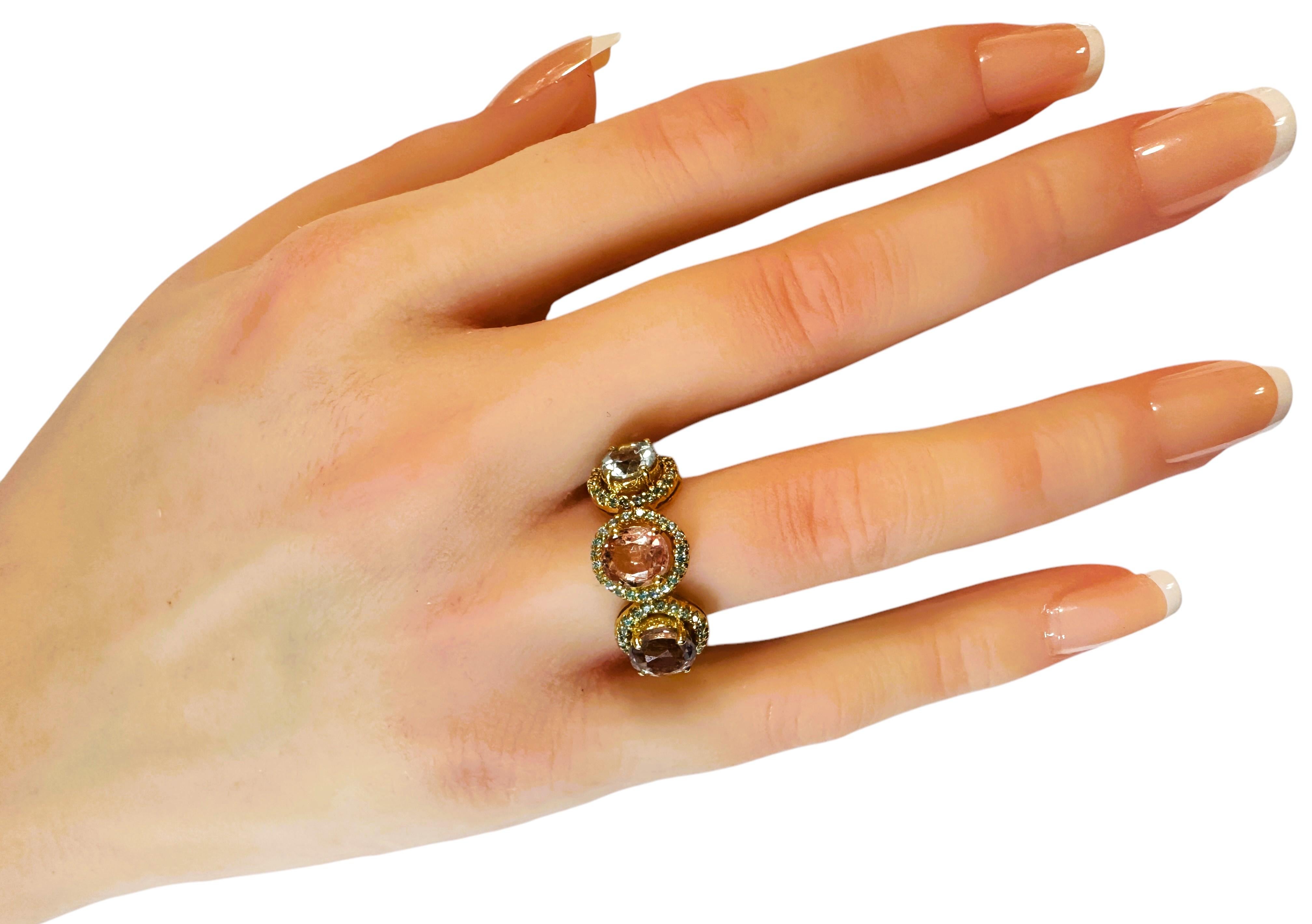 New 3-Stone 4.1 Ct Pastel Sapphire & Diamond Cut Sapphire YGold Sterling Ring en vente 4