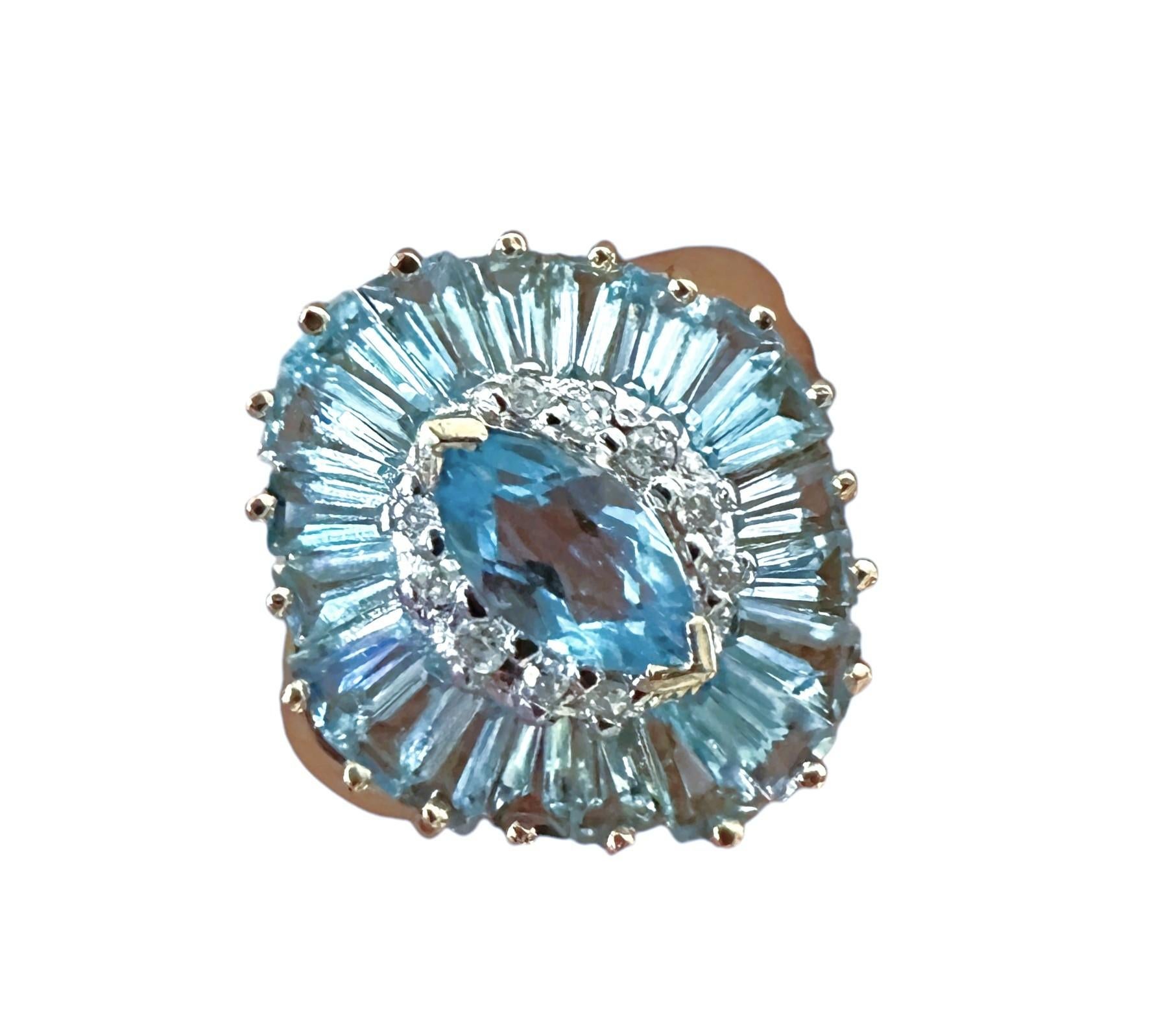 New 3,07 Carat Marquise & Baguette Topaz & Diamond cut Sapphire Yellow Gold Ring 4