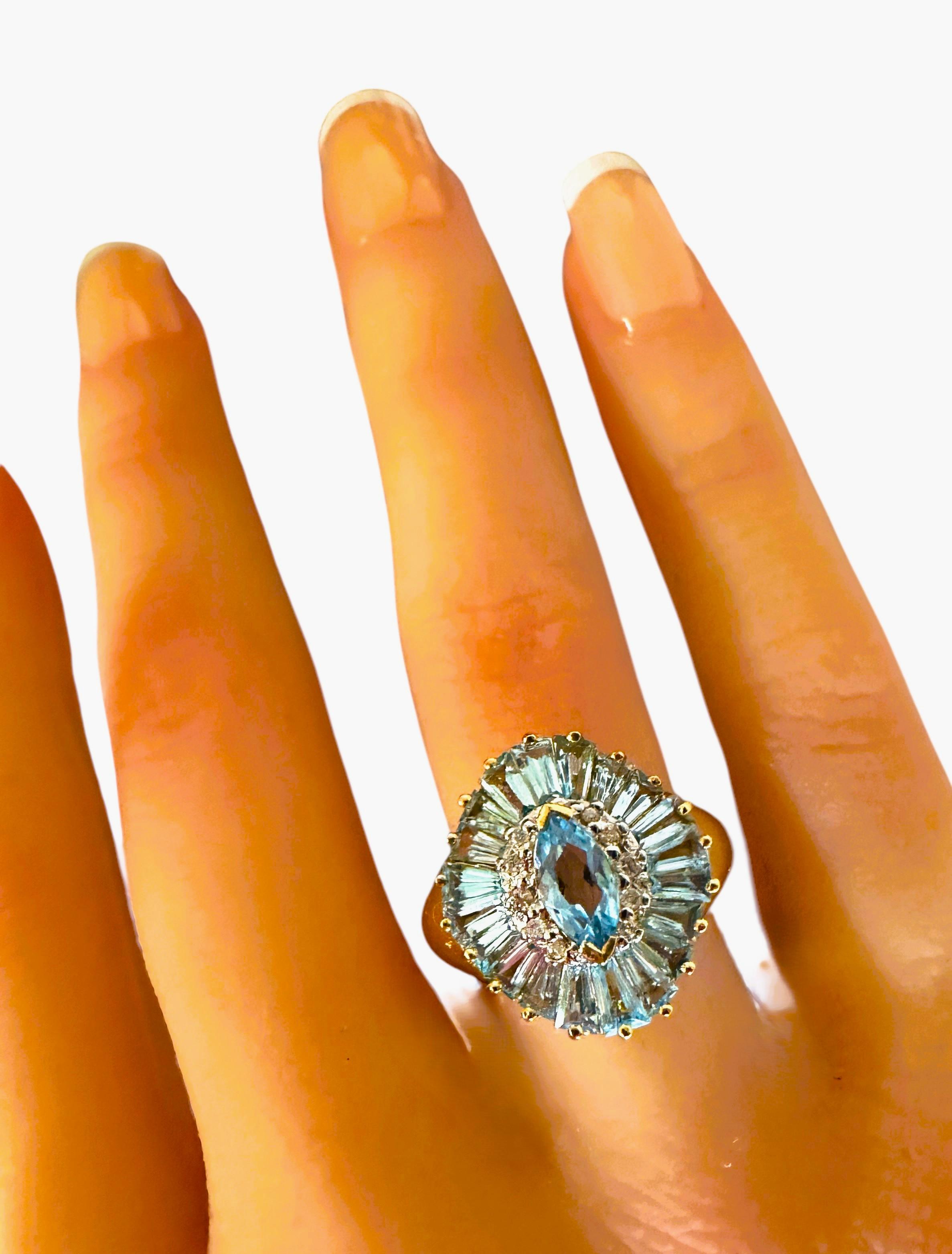 New 3,07 Carat Marquise & Baguette Topaz & Diamond cut Sapphire Yellow Gold Ring 2