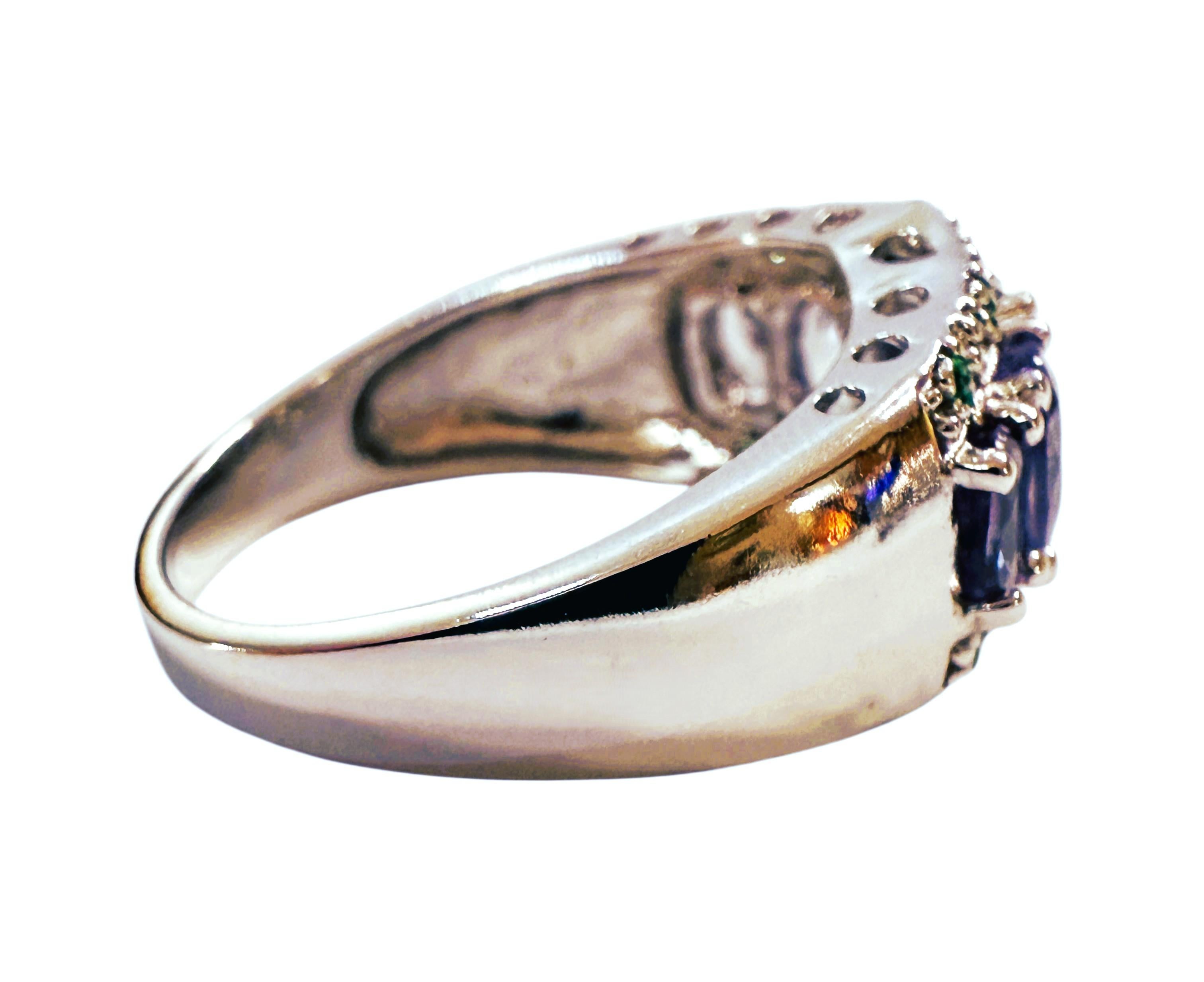 Art Déco Nuovo anello in argento sterling con alessandrite e tsavorite tagliata a diamante da 3,15 carati, misura 7 in vendita