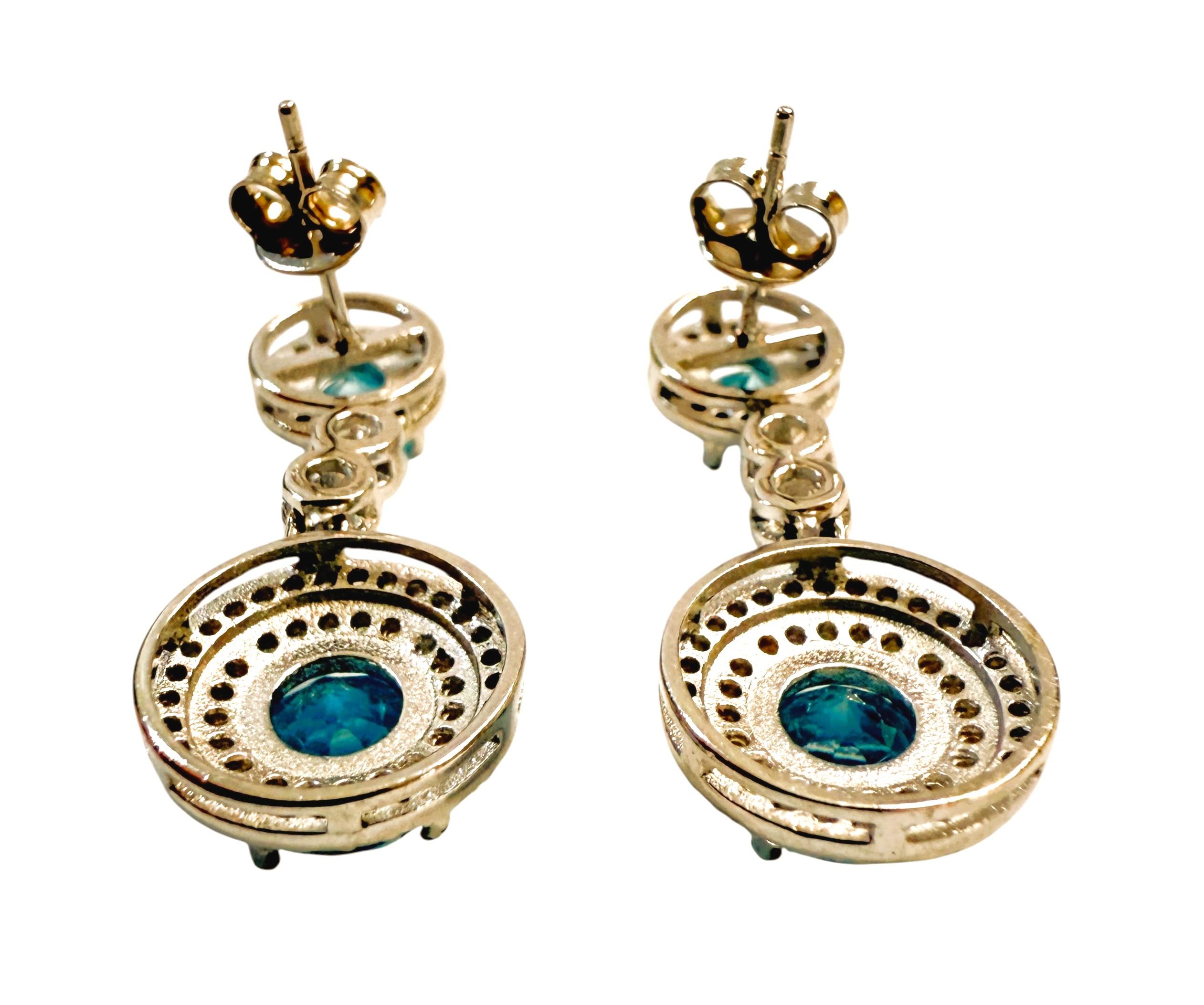Neu 3,48 Karat Meer Aquamarin & Diamantschliff Weiß Topas Sterling Ohrringe im Angebot 2