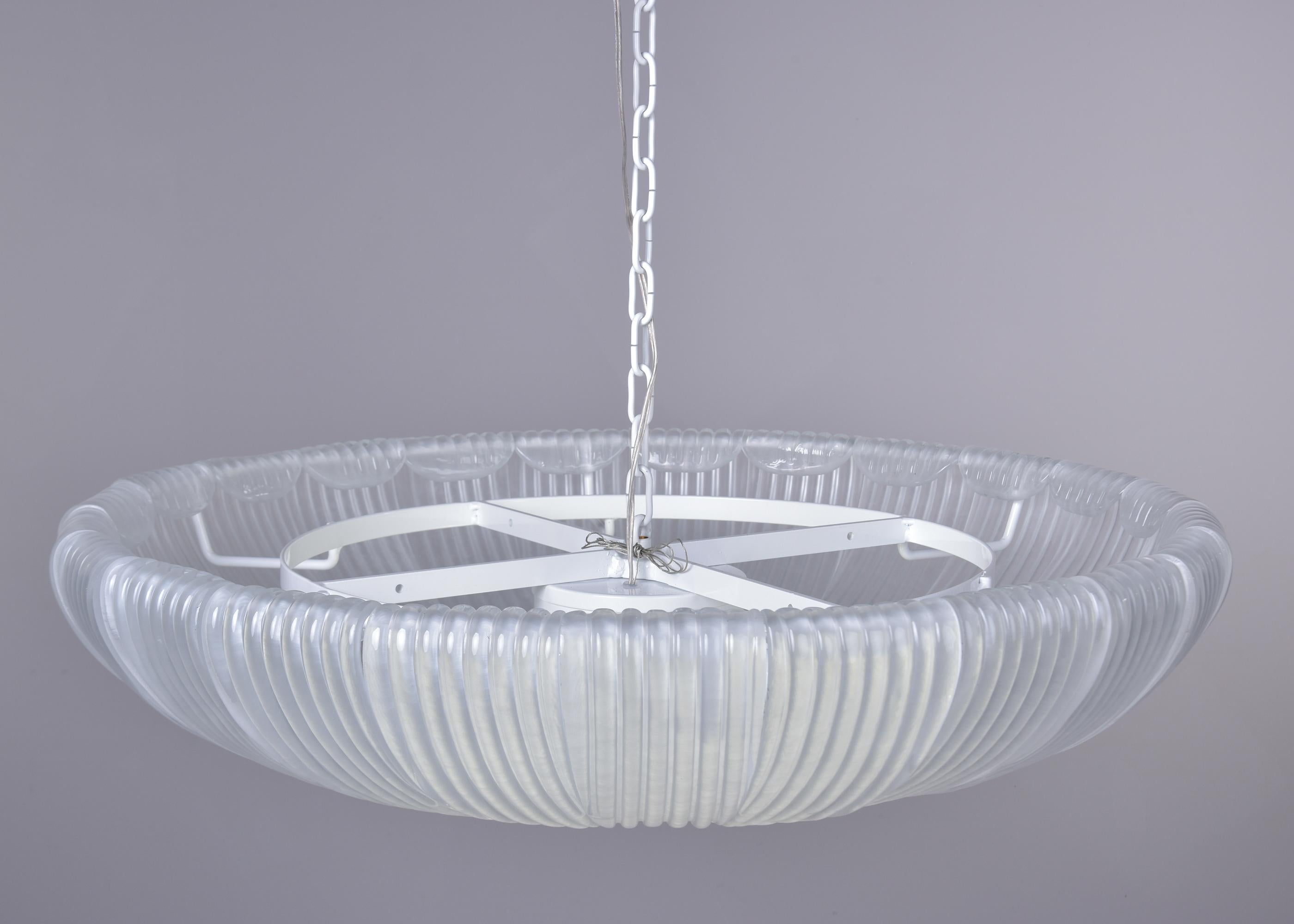 New 36 Diameter Italian Flush Mounting Fixture with Murano Glass Panels (nouveau) Neuf - En vente à Troy, MI