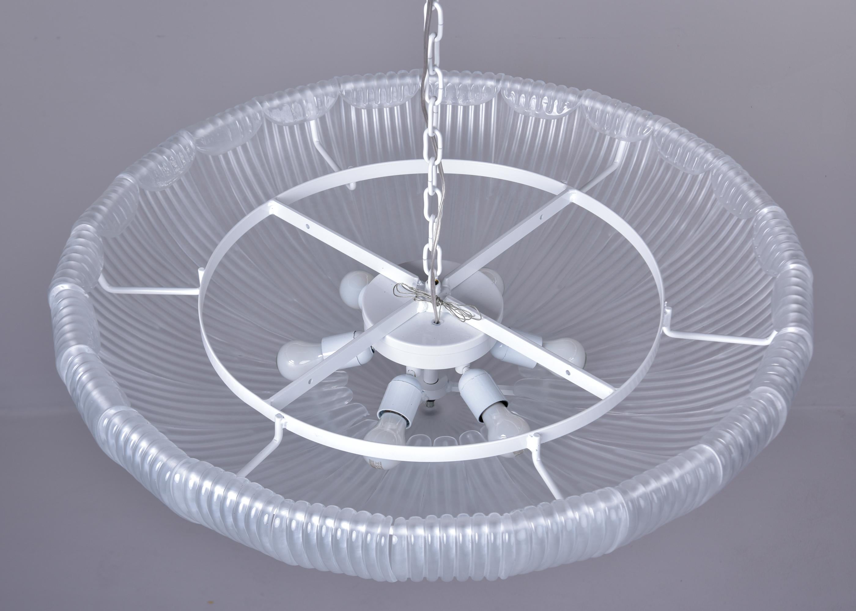 XXIe siècle et contemporain New 36 Diameter Italian Flush Mounting Fixture with Murano Glass Panels (nouveau) en vente