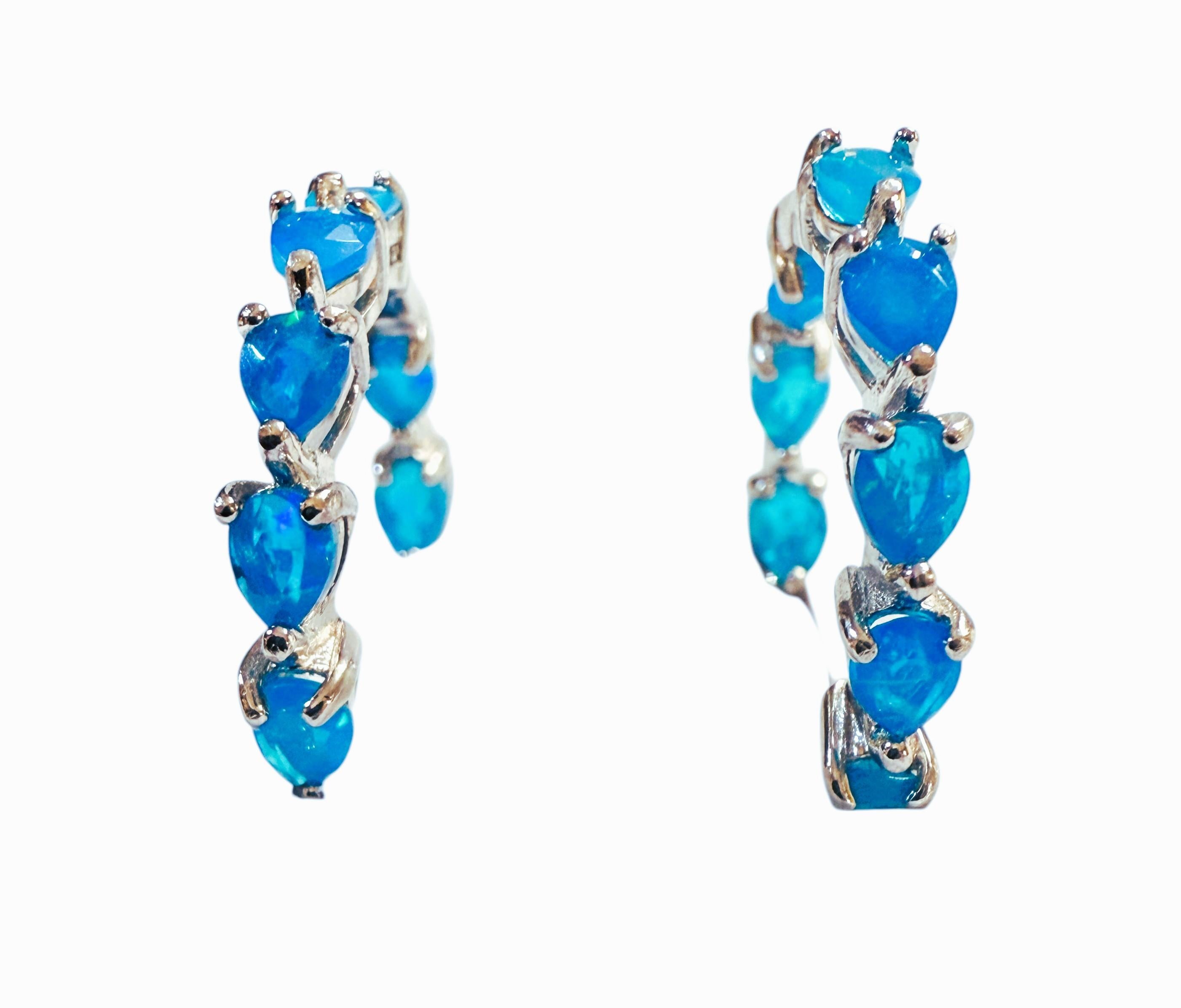 Neu 3,78 Karat Äthiopischer Blauer Opal Birnenschliff Ohrringe aus Sterling Silber im Zustand „Hervorragend“ im Angebot in Eagan, MN