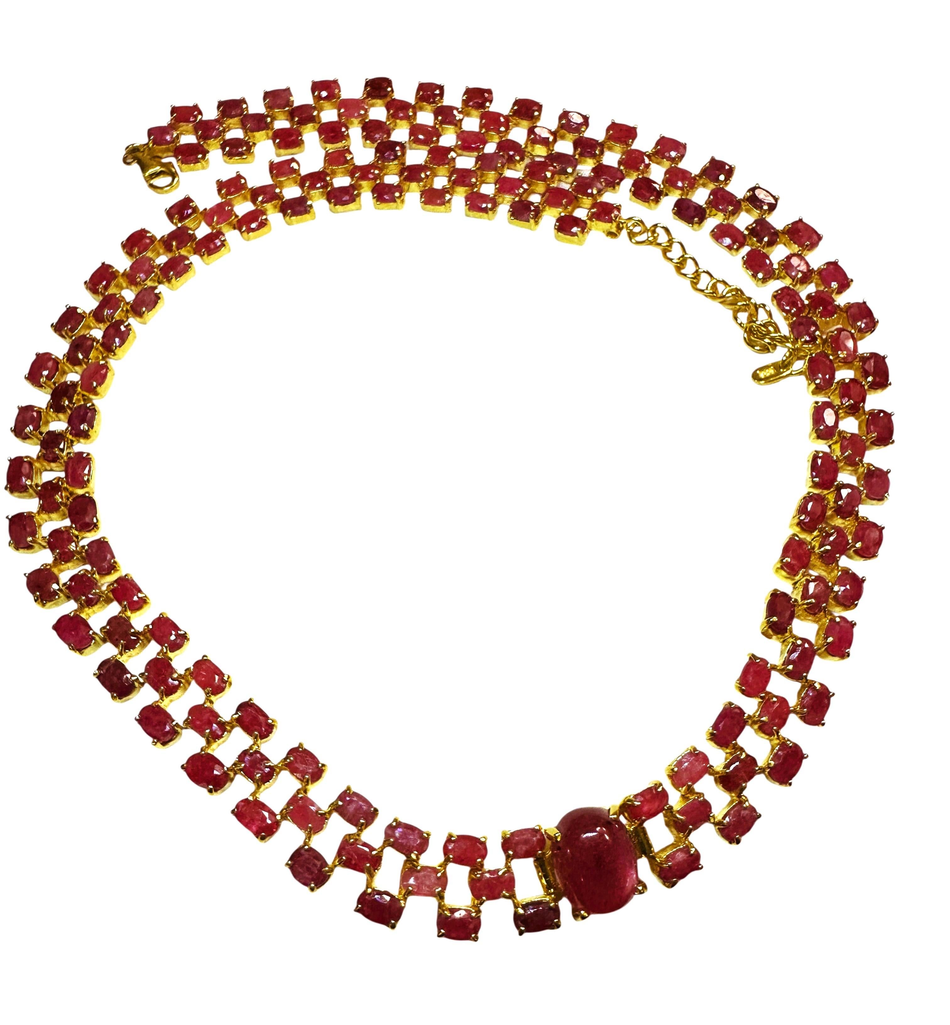 New 38 Carat Ruby Cabochon & Oval Cut Ruby Y Gold PL Sterling Silver Necklace in vendita 1