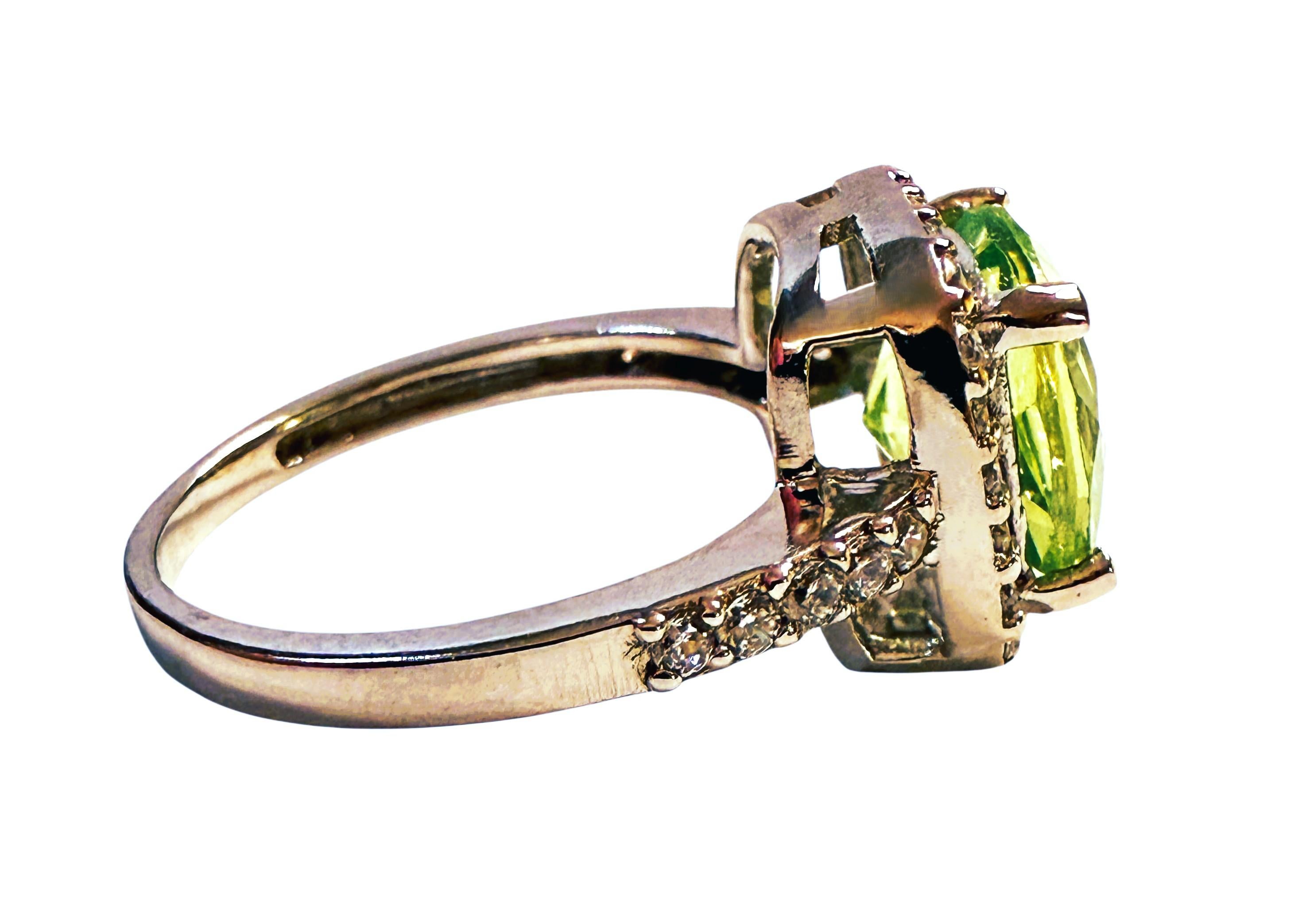 Neu 4 Karat Grüner Amethyst & Diamantschliff Saphir Sterling Ring (Kissenschliff)
