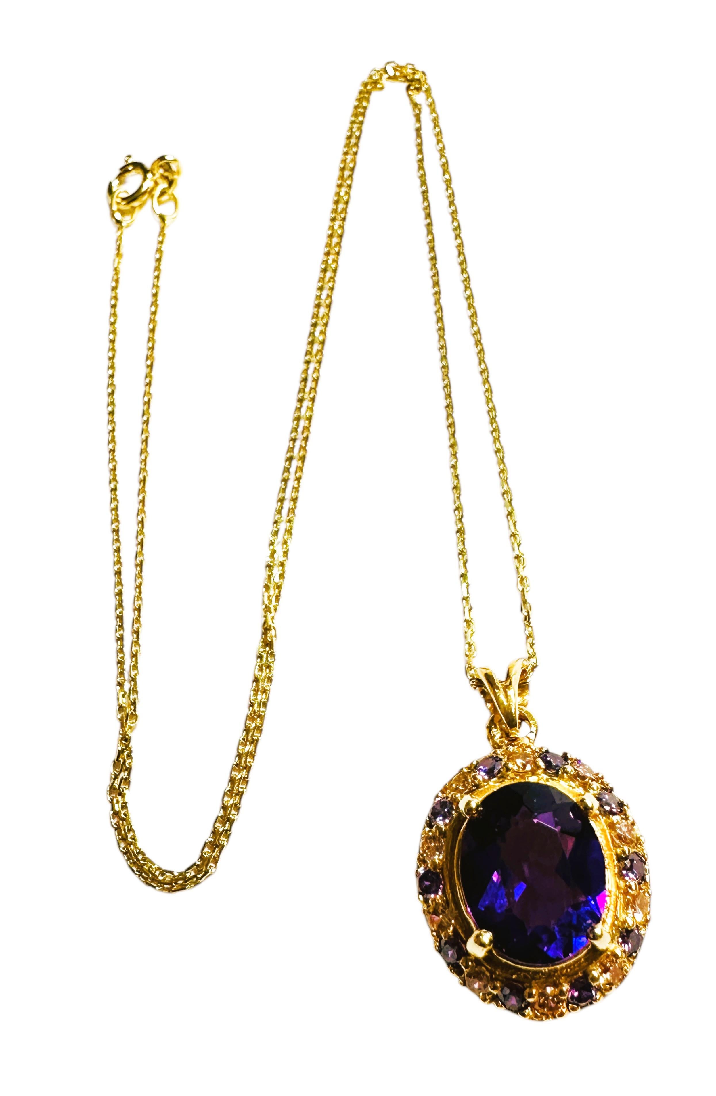 Art Deco New 4.02 Carat Violet Sapphire & Diamond Cut Sapphire Y Gold Necklace For Sale