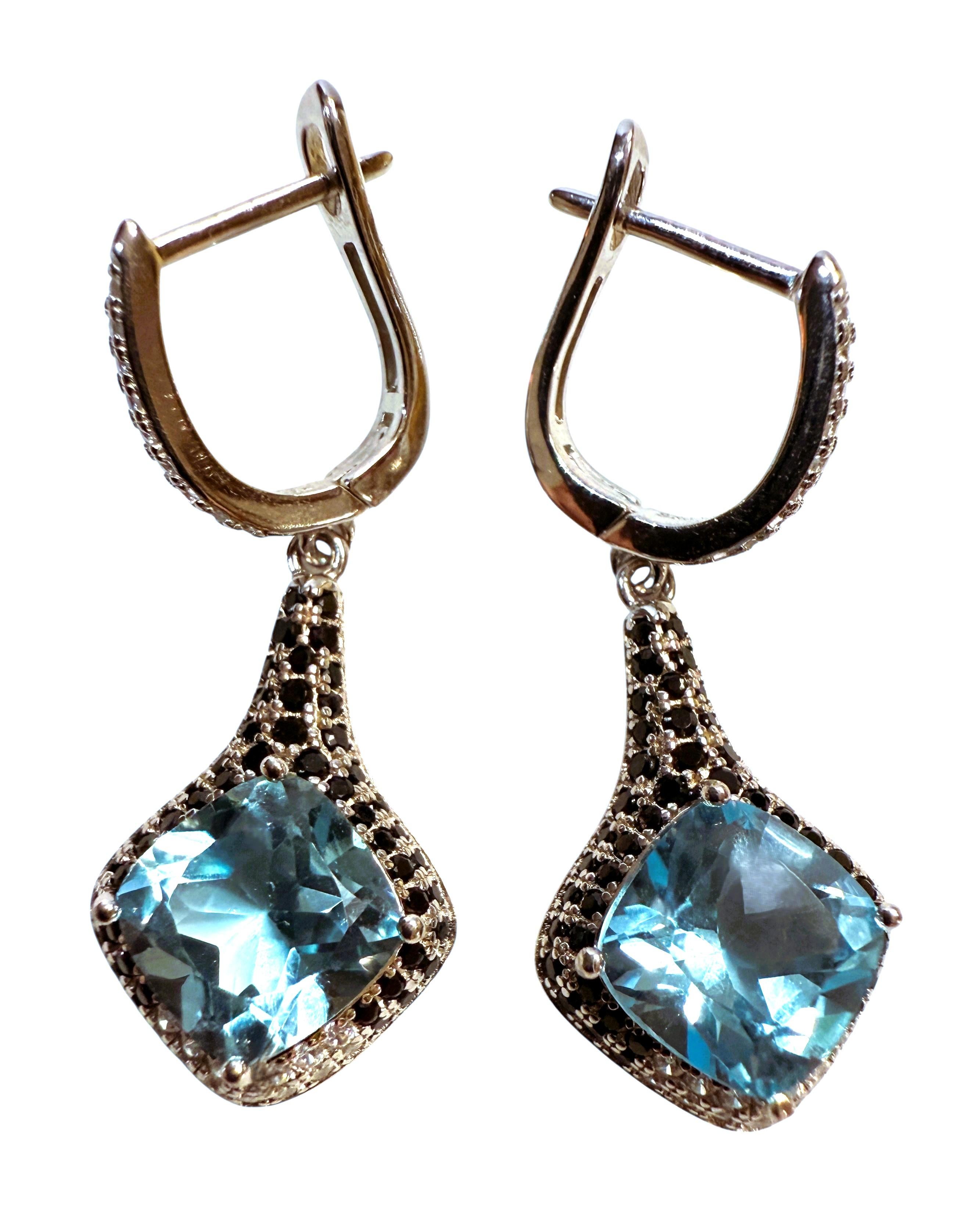 New 4.08 Carat Blue Topaz & Diamond Cut Sapphire Dangle English Lock Earrings For Sale 1