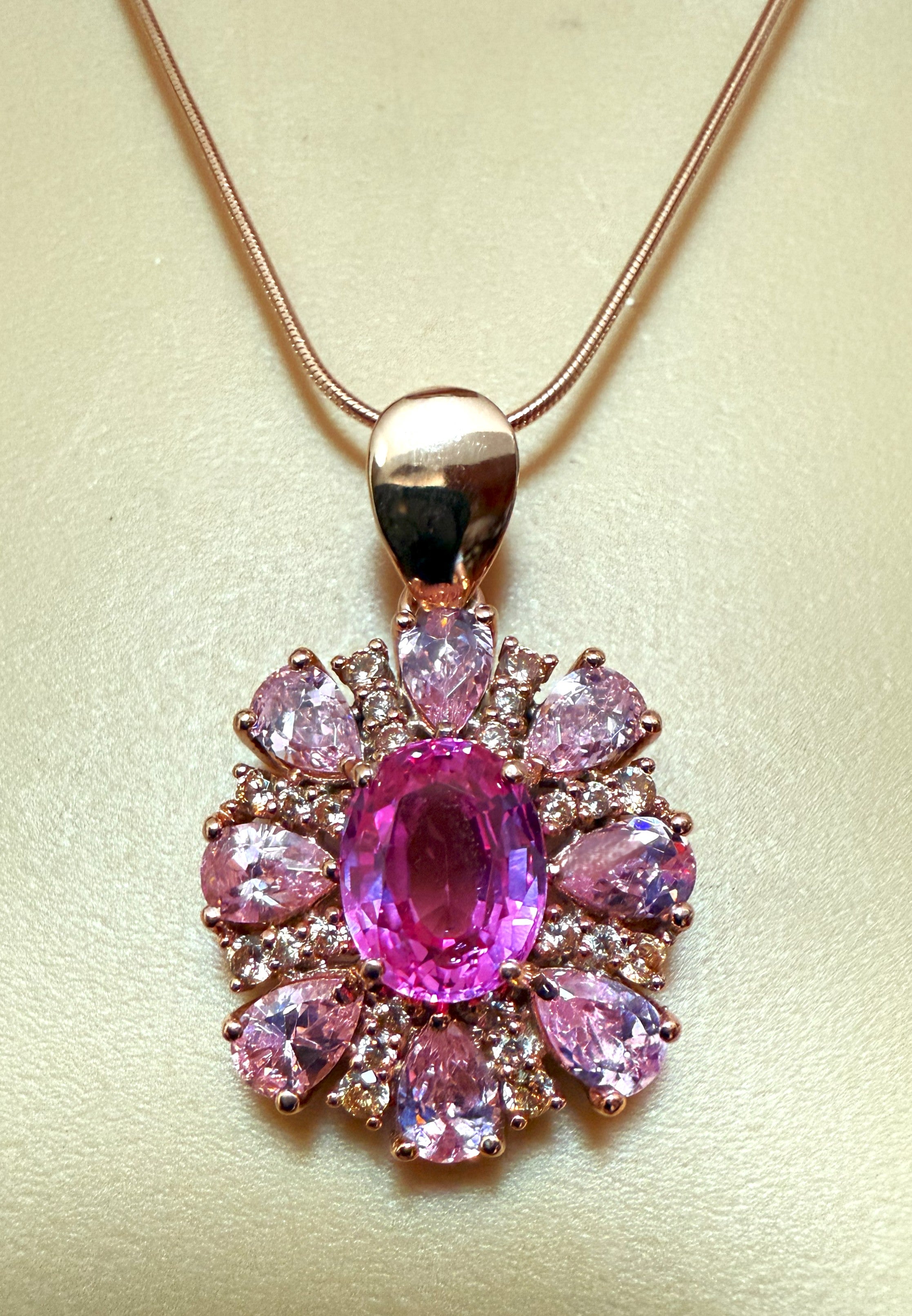 Neu 4,10 Karat Rose Pink & Light Pink Saphir Rose Gold PL Sterling Halskette im Angebot