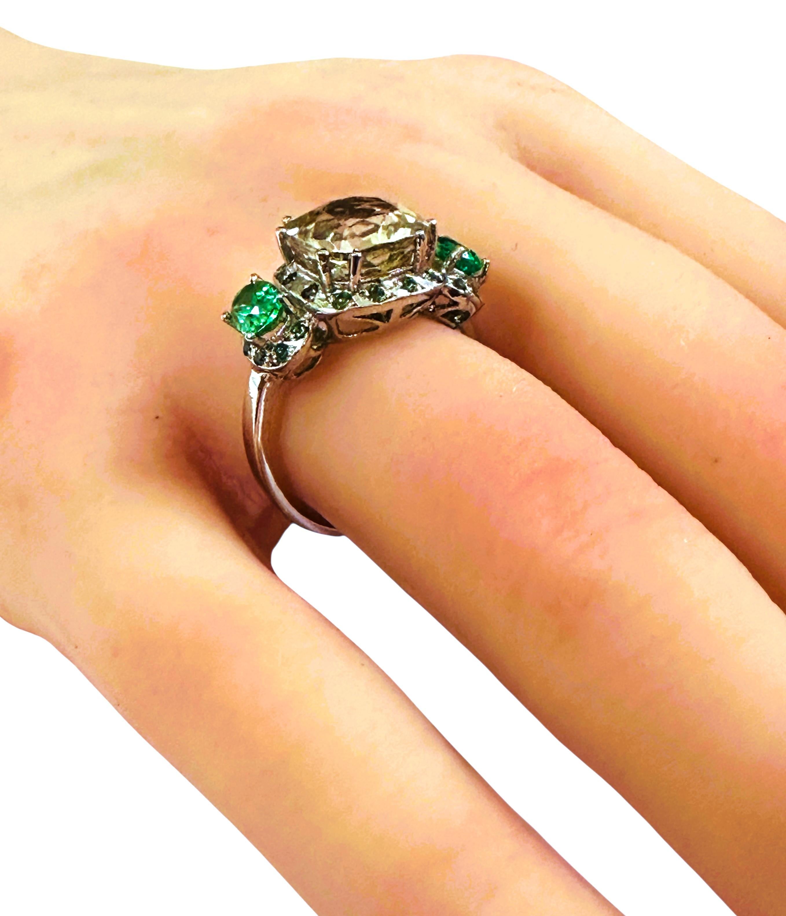 New 4.25 Carat Green Sapphire & Diamond Cut Tsavorite Sterling Silver Ring In condizioni Nuovo in vendita a Eagan, MN
