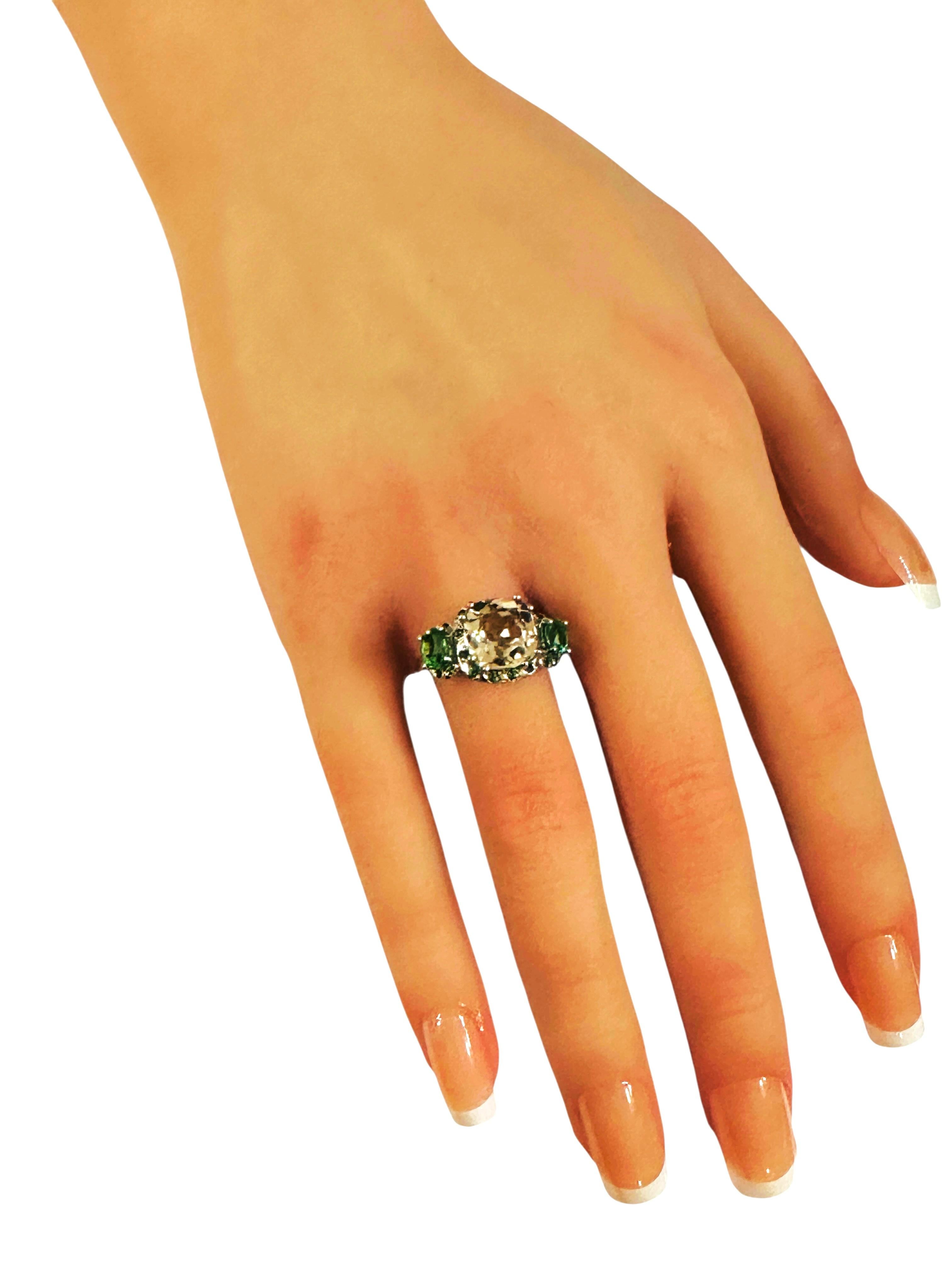 Donna New 4.25 Carat Green Sapphire & Diamond Cut Tsavorite Sterling Silver Ring in vendita