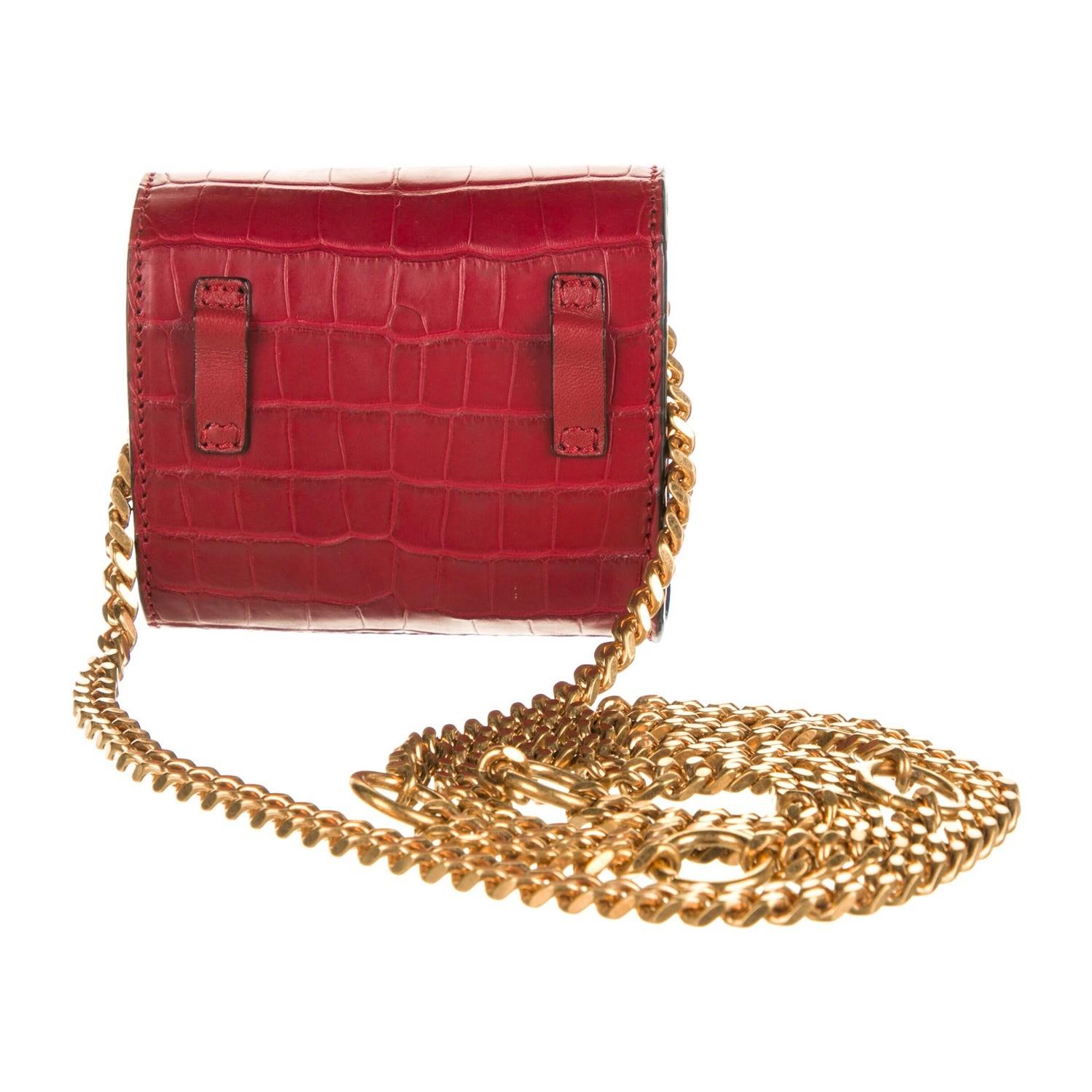 New $4290 Oscar De La Renta Red Alligator Alibi Belt Bag & Cross Body Bag In New Condition In Leesburg, VA