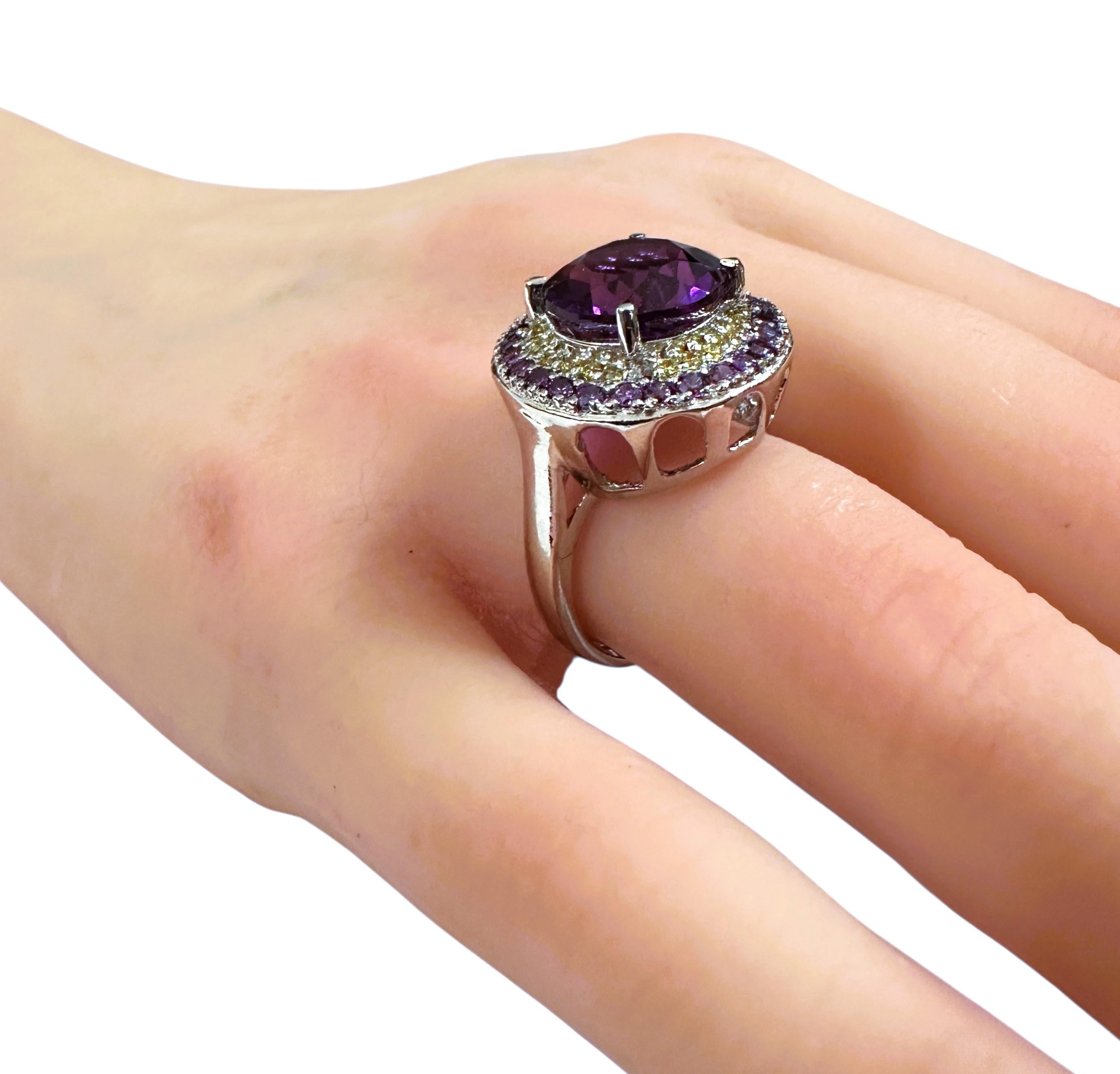 Round Cut New 4.75 Carat Purple Amethyst & Diamond Cut Sapphire Sterling Ring For Sale