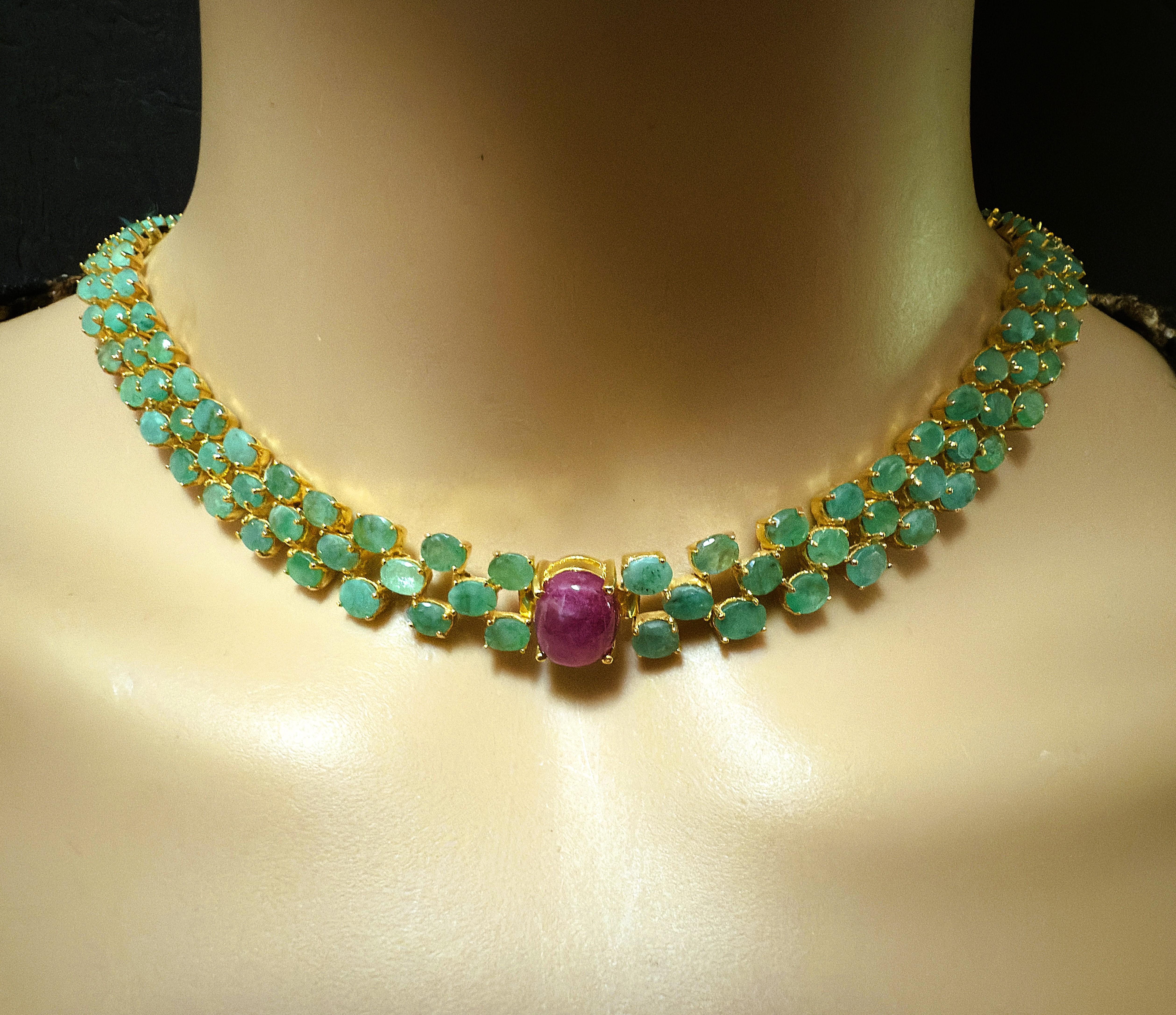 New 47,7 Carat Emerald & 2,54 Carat Ruby Y Gold PL Sterling Silver Necklace In condizioni Nuovo in vendita a Eagan, MN