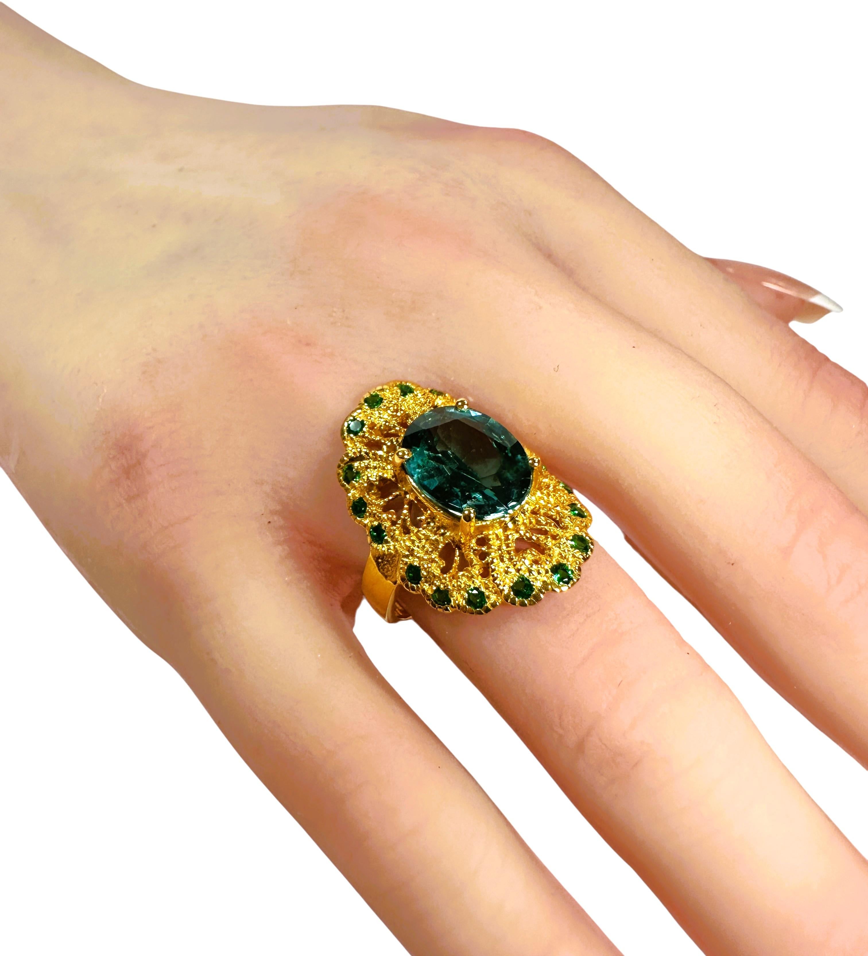 Nouveau  Bague en or et argent sterling avec saphir vert lagon de 4,8 carats et saphir taille diamant Pour femmes en vente