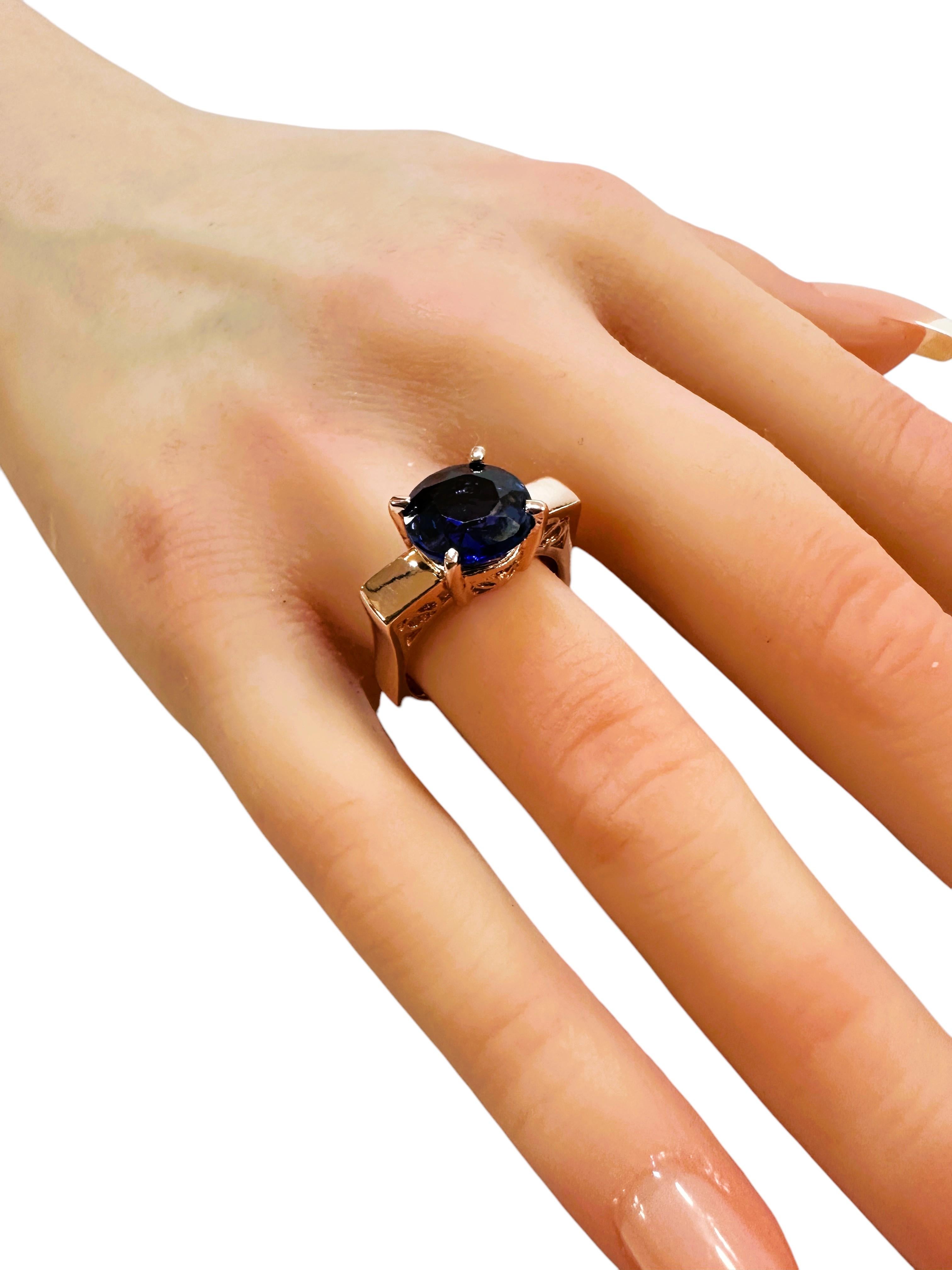 New 4.95 Carat Modernist Solitaire Sapphire Rose Gold Plated Ring Size 6.5 in vendita 5