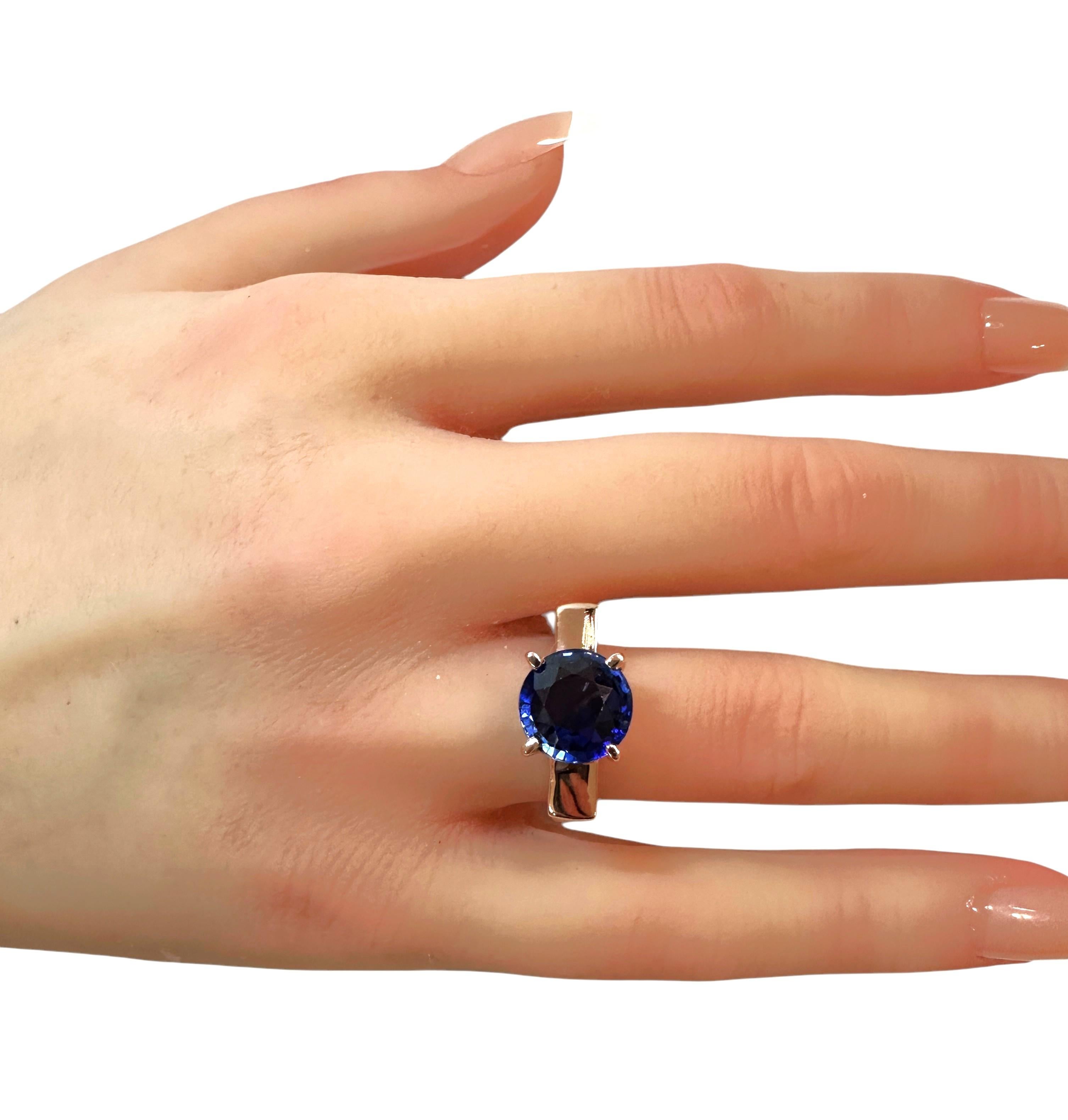 New 4.95 Carat Modernist Solitaire Sapphire Rose Gold Plated Ring Size 6.5 in vendita 3