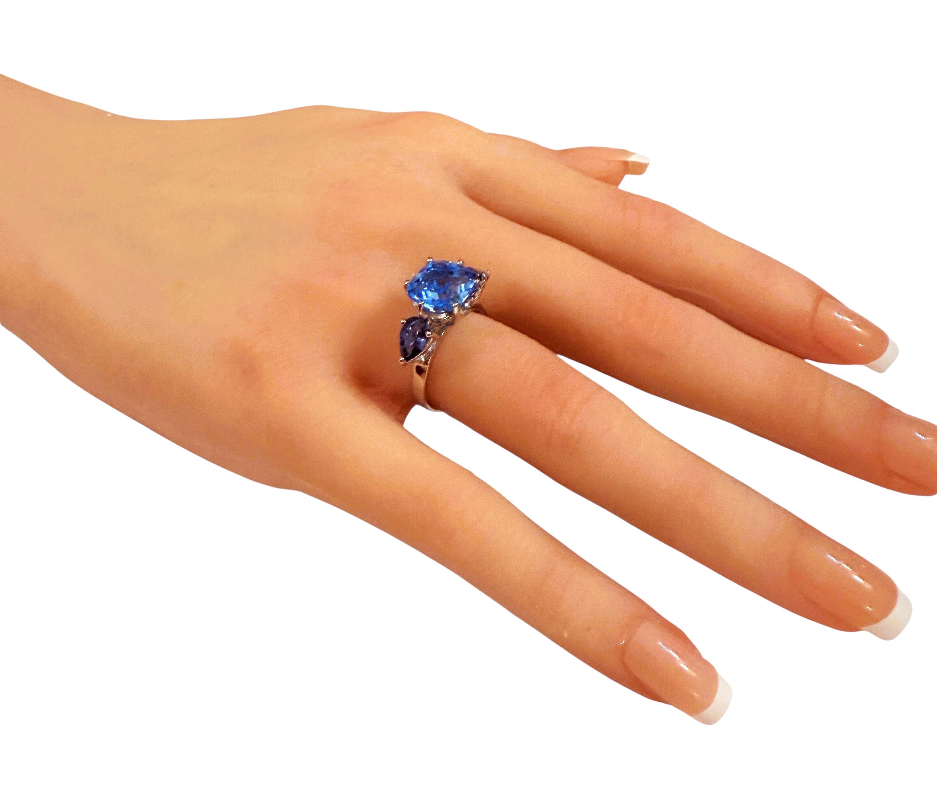 Neu 5,12 Karat Schweizer Blautopas & Saphir Sterling Ring Größe 6 (Baguetteschliff)