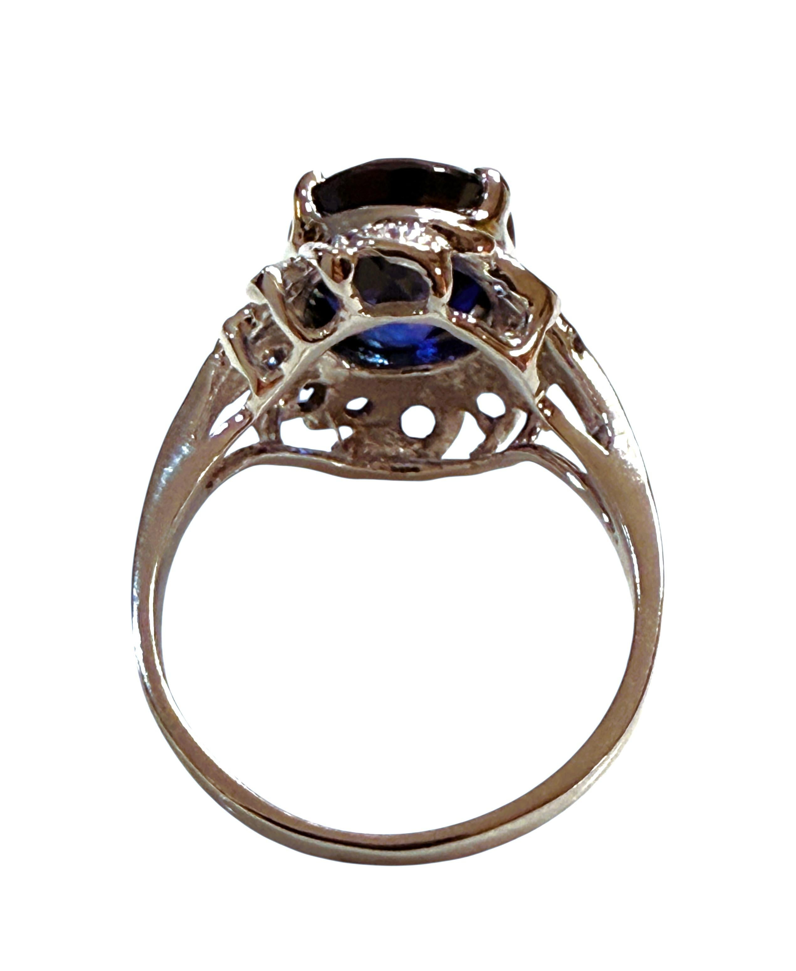 Nuevo Anillo de Plata de Ley con Zafiro Azul Ovalado de 5,50 Quilates y Corte Diamante Corte oval