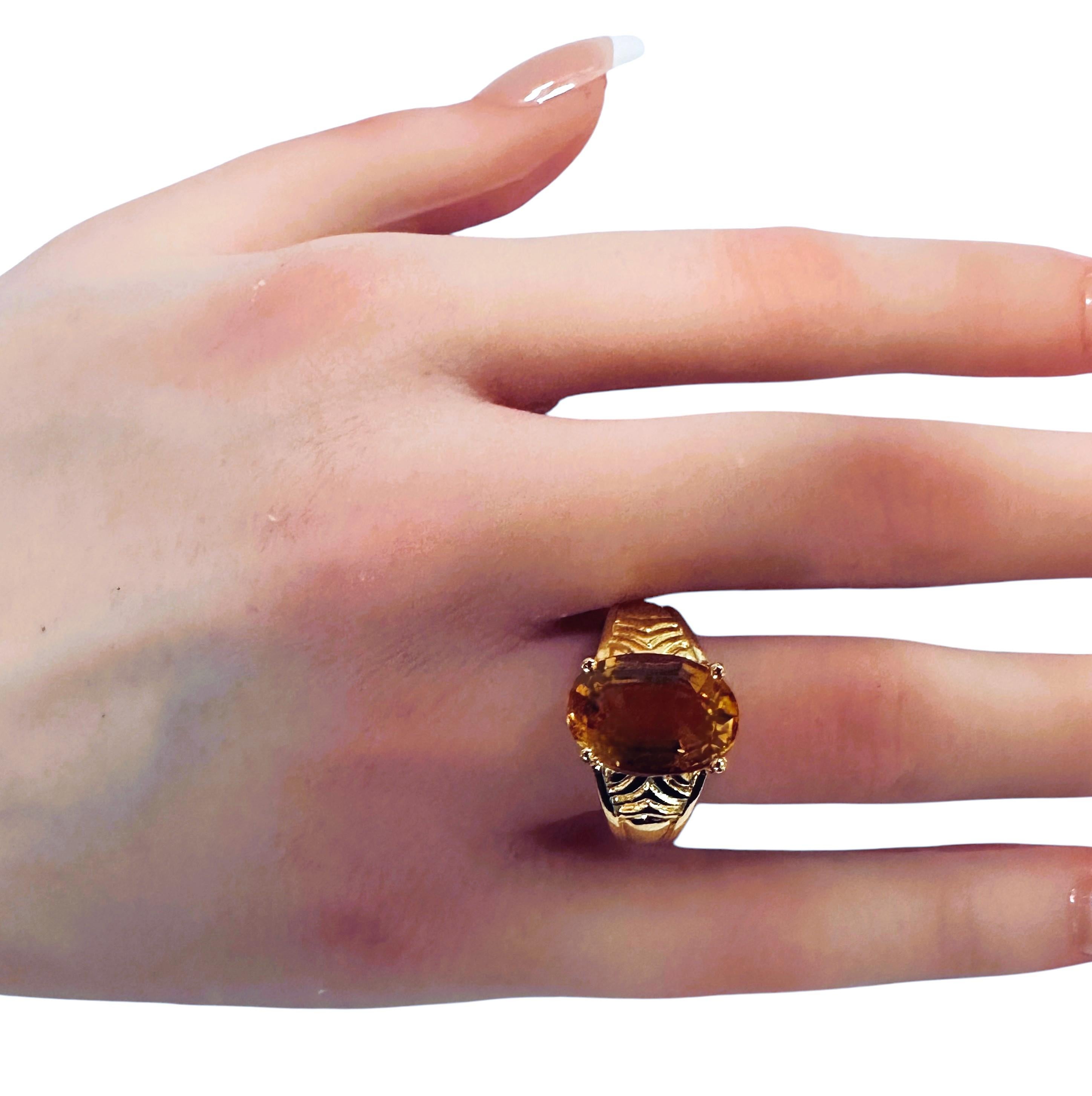 New 5.70 Carat Fancy cut Golden Honey Citrine Y Gold PL Sterling Ring en vente 1
