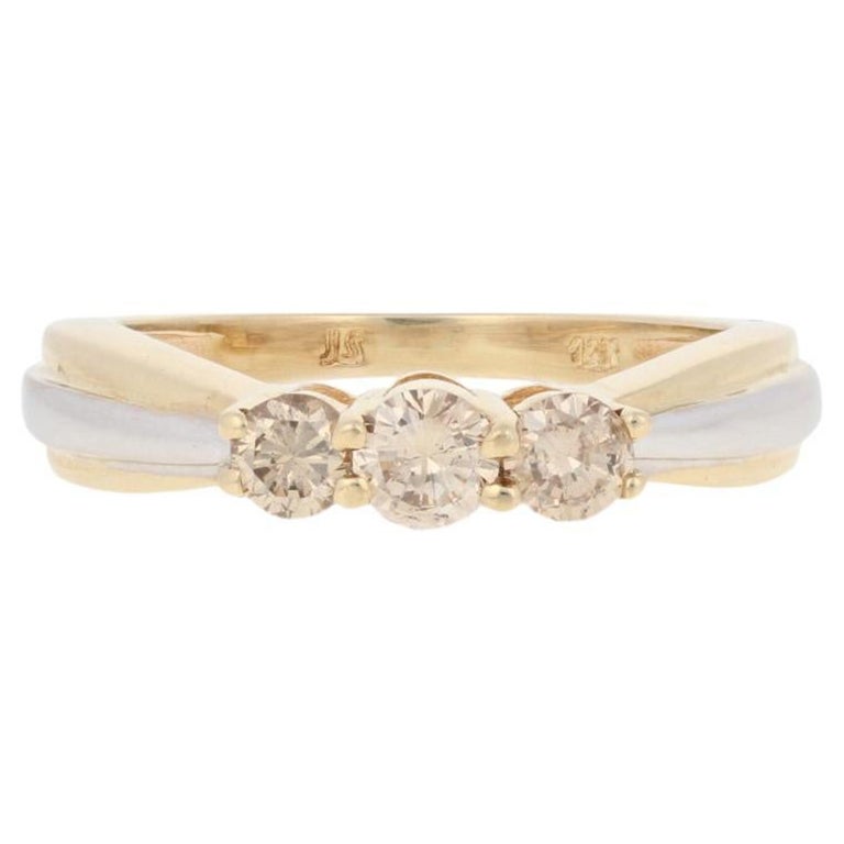 Verlobungsring mit 0,60 Karat rundem Brillant-Diamant, 14k Gold, drei Steine