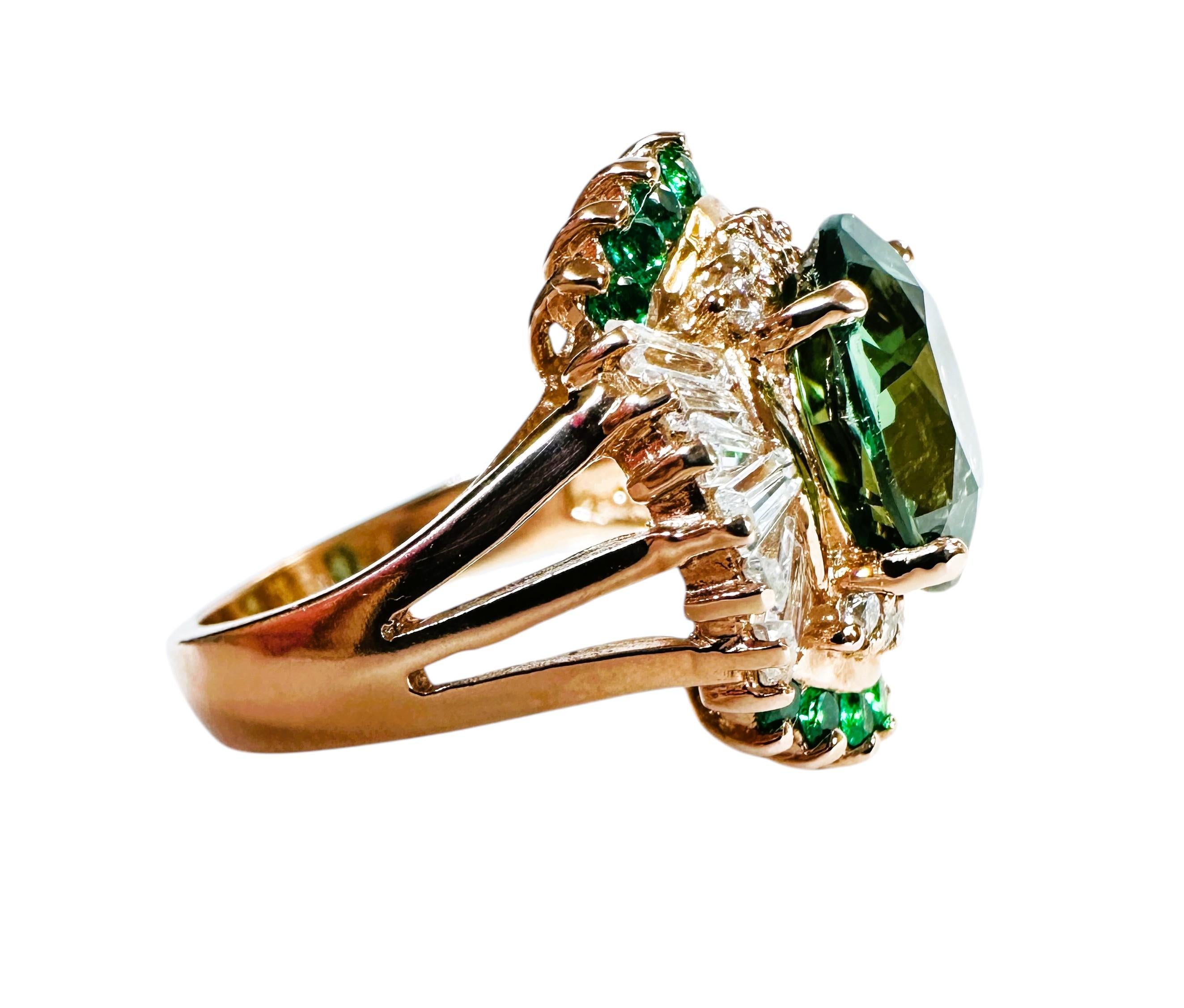 Art Déco Nuovo  6,25 carati di zaffiro verde e zaffiro taglio diamante RGold PL Sterling Ring in vendita