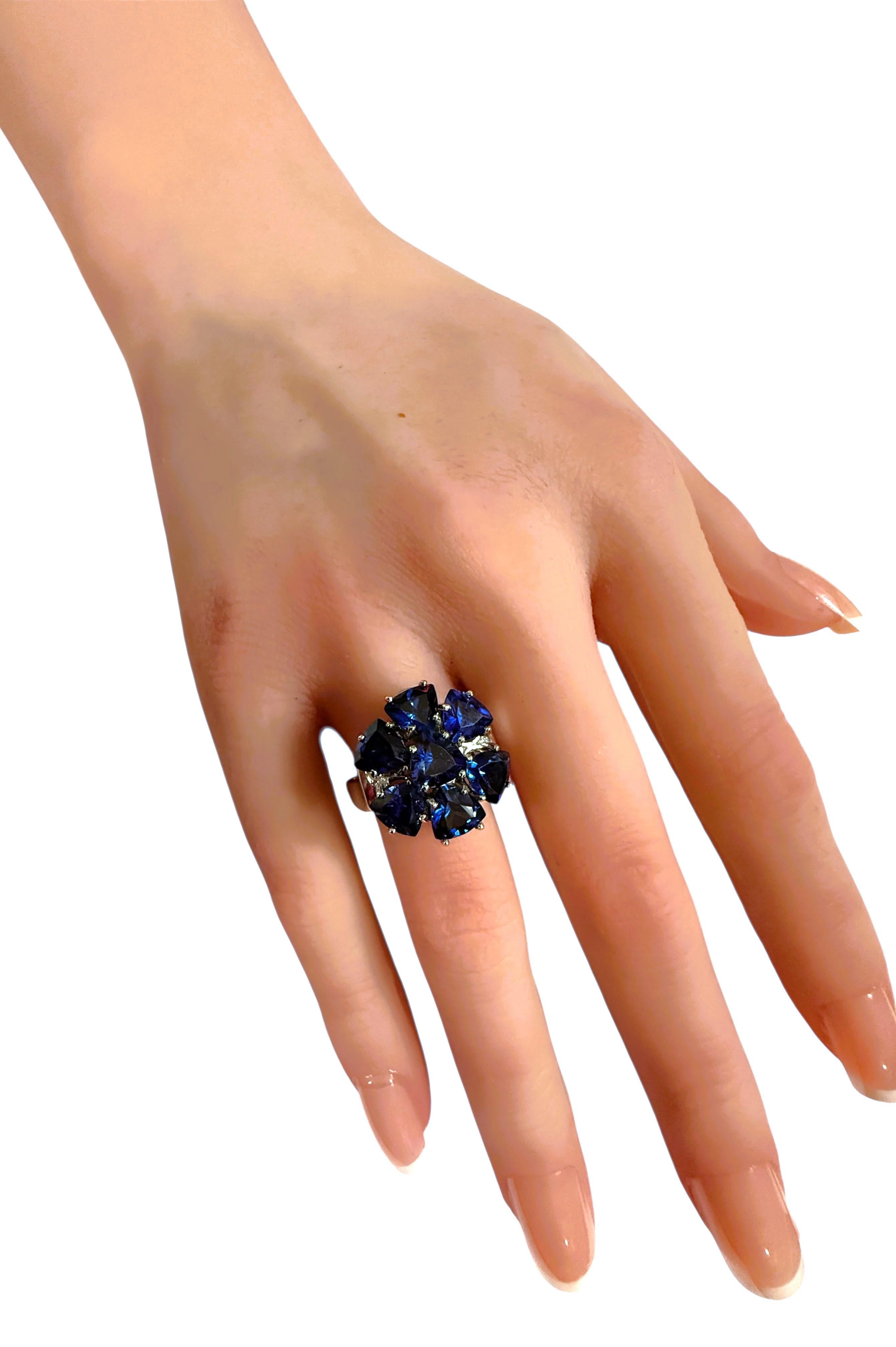 Neu 6,25 Karat Trillion Cut Floral Blue Sapphire Silber Ring Größe 6,25 im Angebot 1