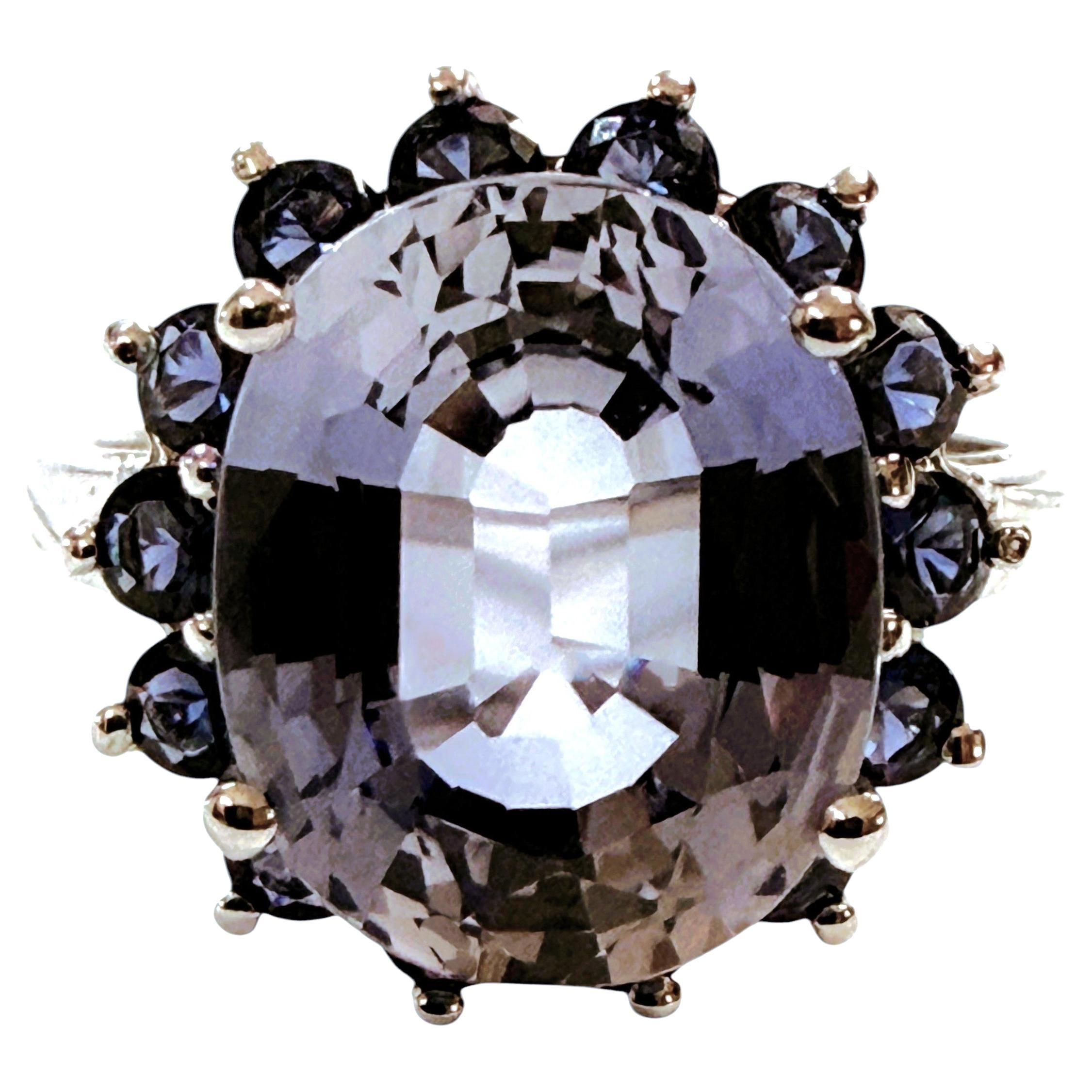 Nuovo anello in argento con zaffiro blu fiordaliso e diamante da 6.60 carati in vendita