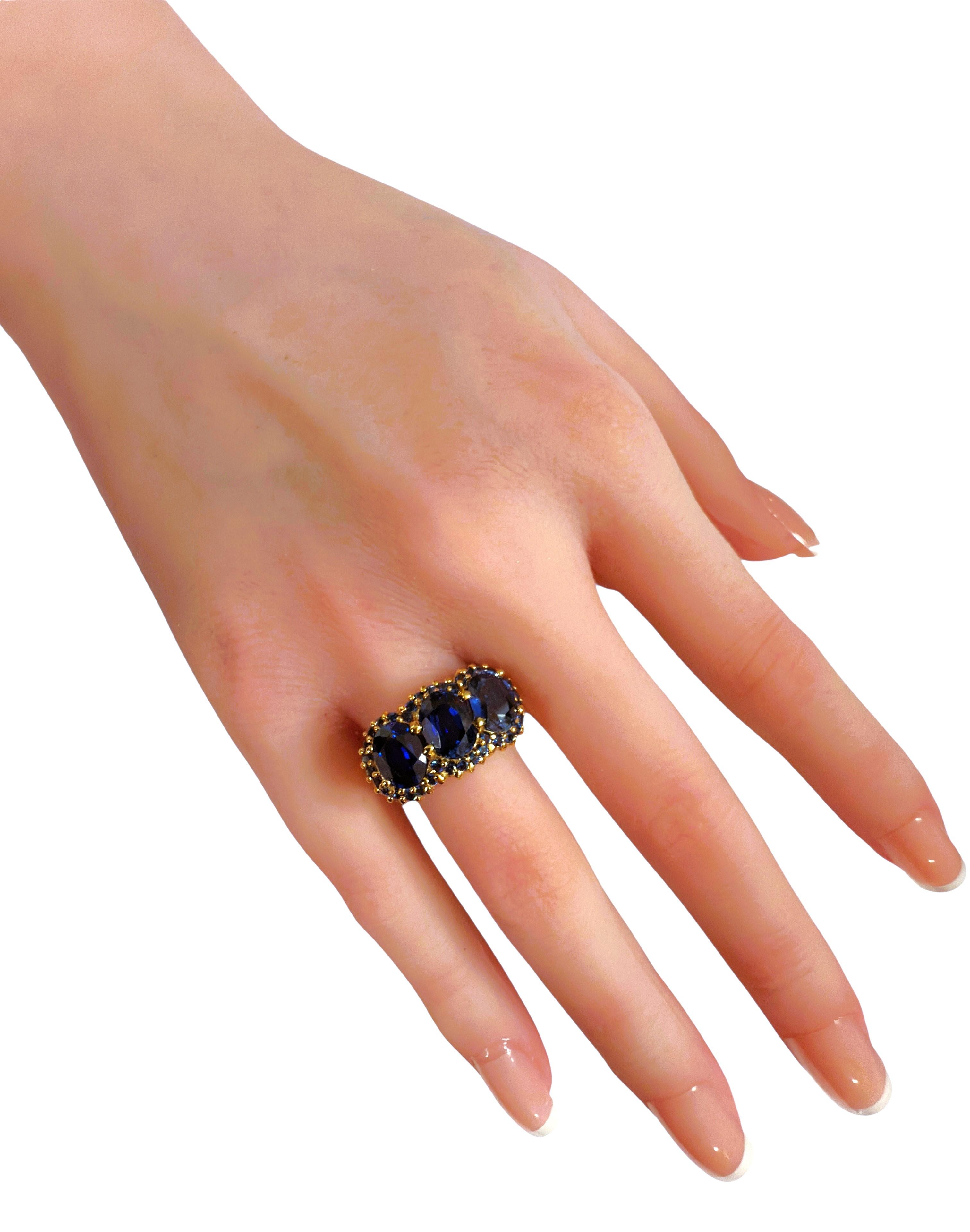 Women's New 6.70 Carat 3-Stone Oval & Diamond Cut Blue Sapphire R Gold PL Sterling Ring For Sale