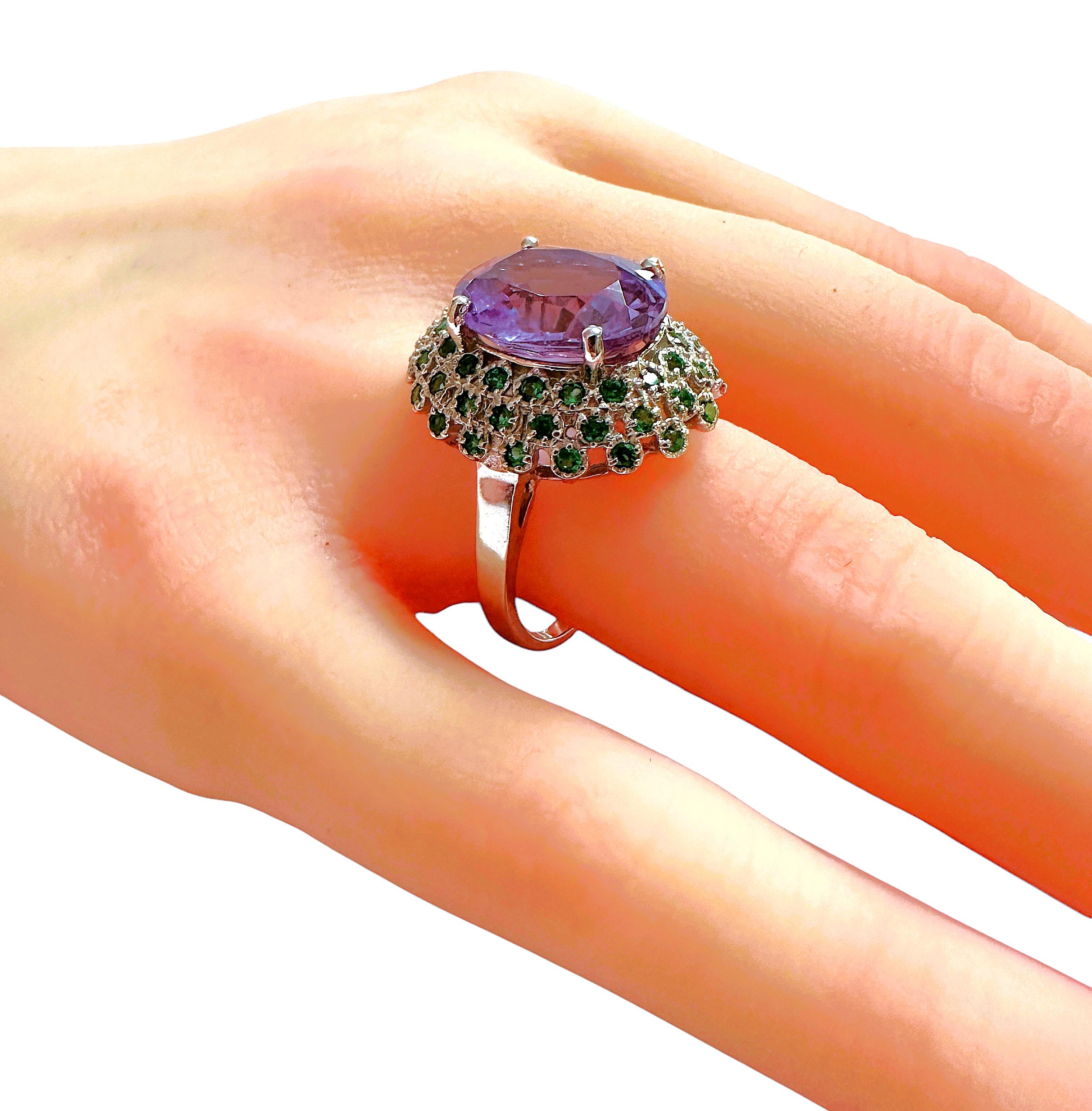 Donna Nuovo anello in sterling con zaffiri verdi e diamanti da 6,75 in vendita