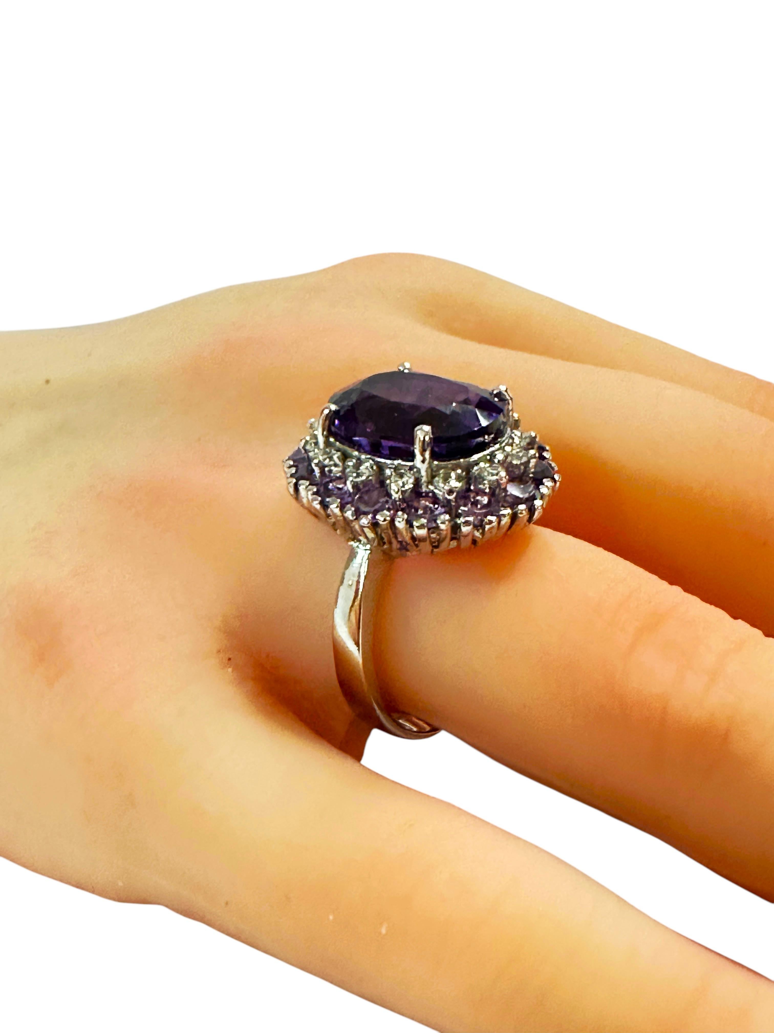De las mujeres Nuevo Anillo de Esterlina Amatista Púrpura de 7,0 Quilates y Zafiro Púrpura talla Diamante