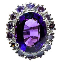Nuevo Anillo de Esterlina Amatista Púrpura de 7,0 Quilates y Zafiro Púrpura talla Diamante
