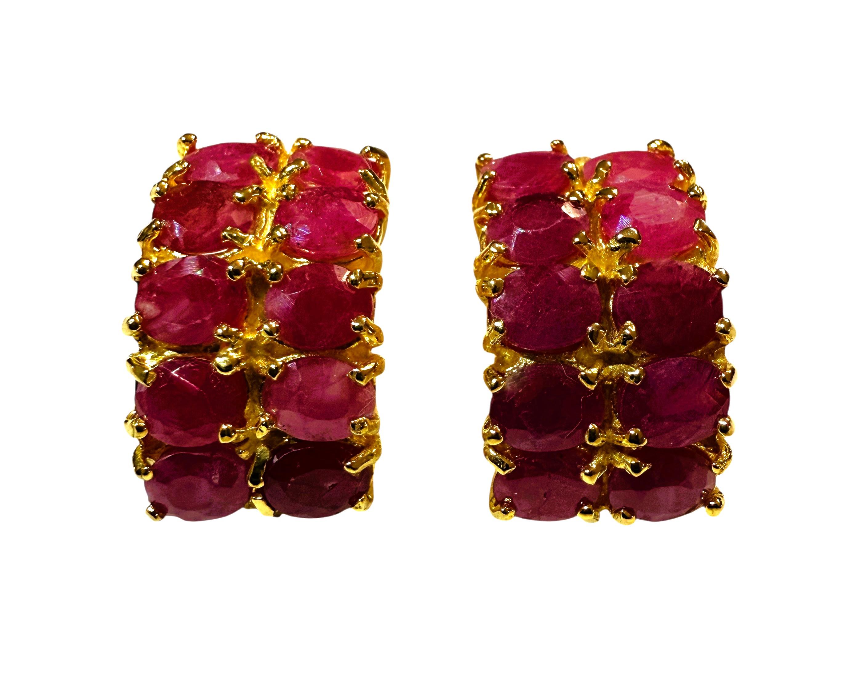Donna Nuovi orecchini in argento 925 placcati in oro giallo con rubino rosso da 7,0 carati in vendita