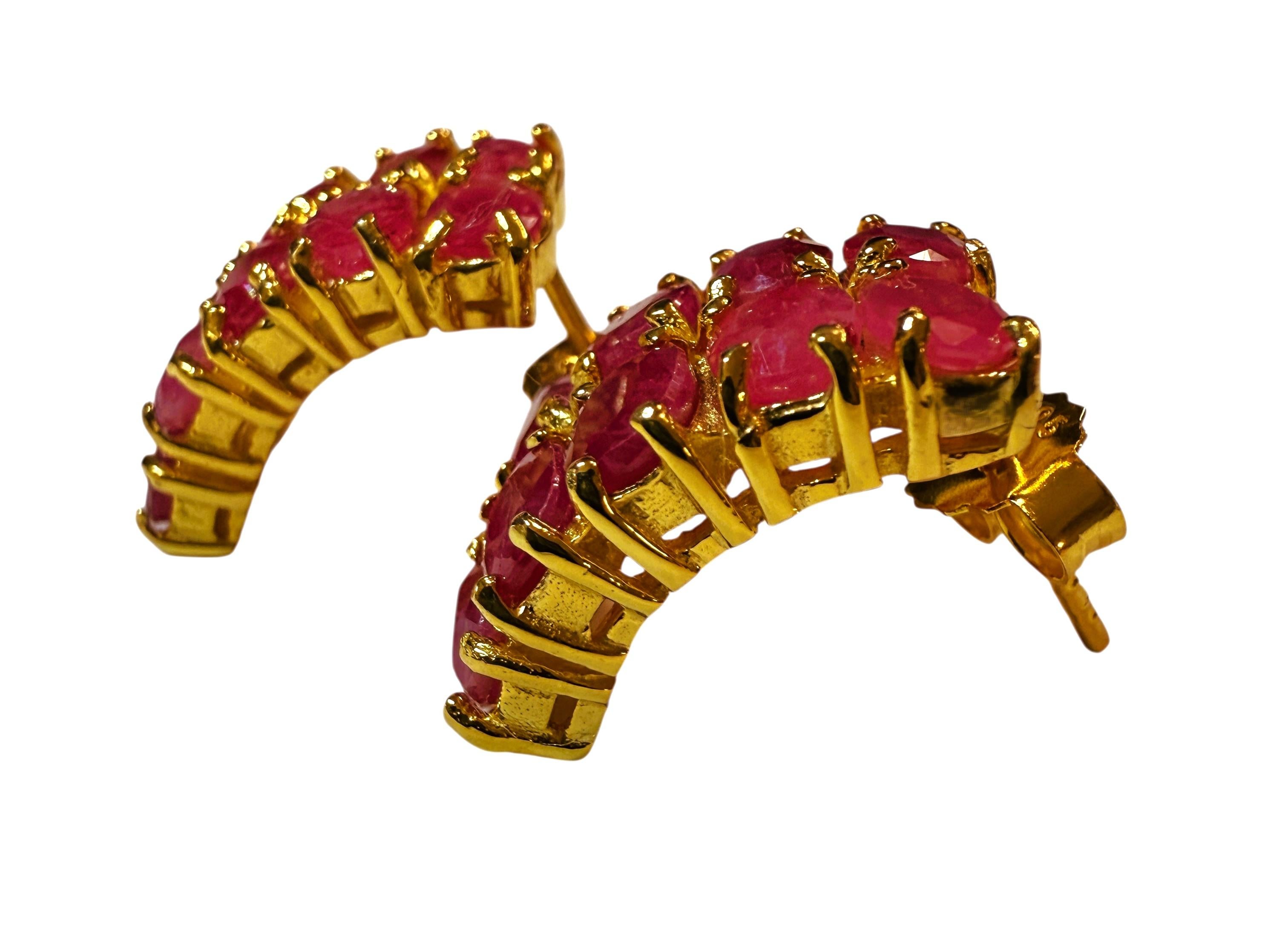 Nuovi orecchini in argento 925 placcati in oro giallo con rubino rosso da 7,0 carati in vendita 2