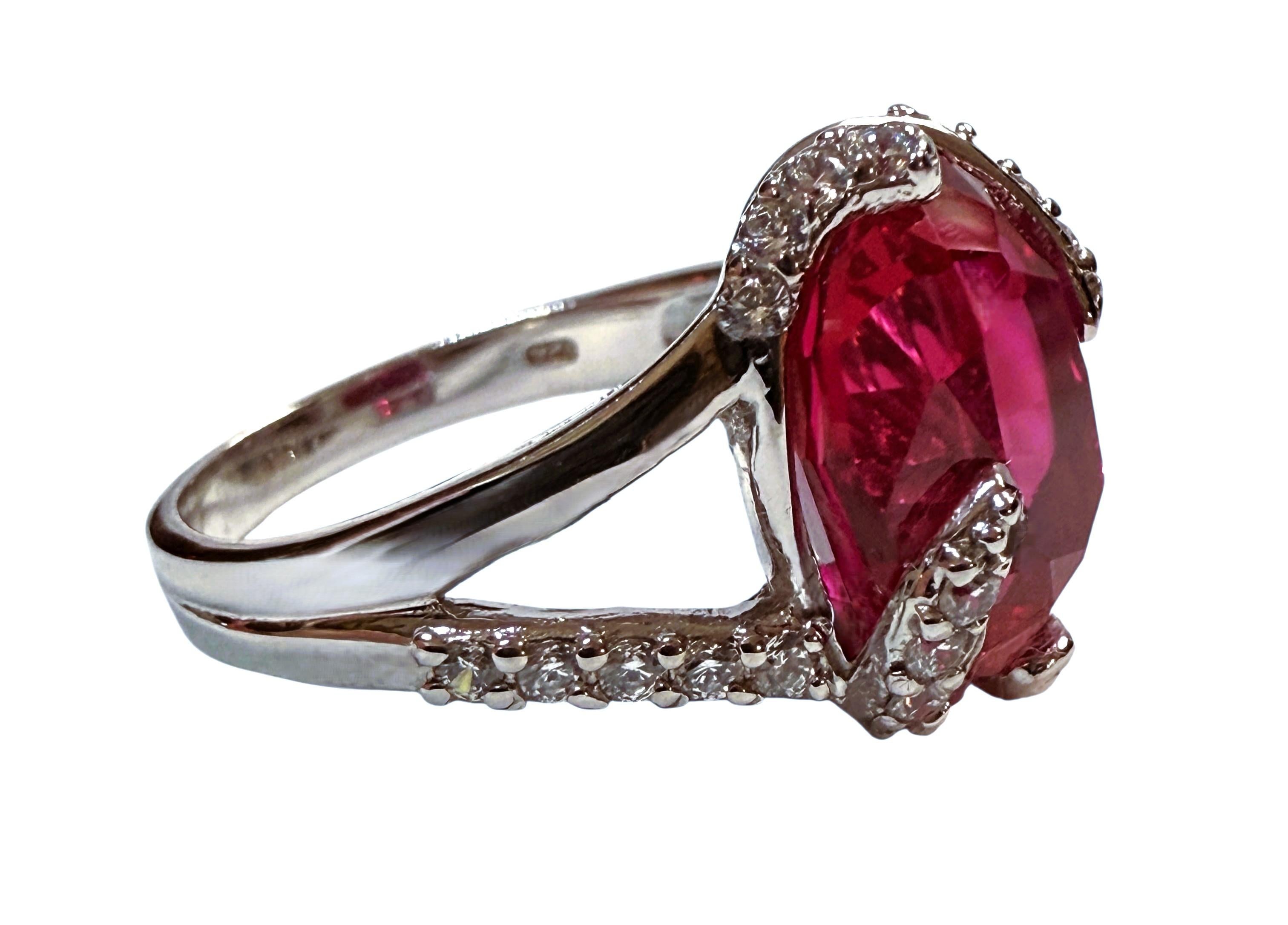 Art déco New 7.0 Carat Red Sapphire & Diamond Cut Sapphire Sterling Ring Size 6.25 en vente