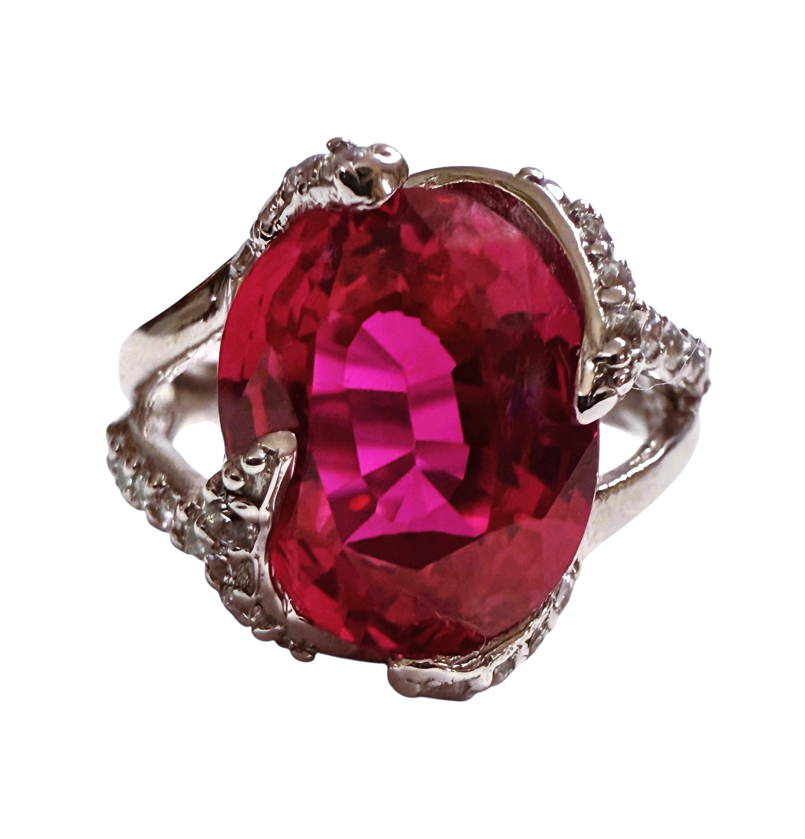 Taille ovale New 7.0 Carat Red Sapphire & Diamond Cut Sapphire Sterling Ring Size 6.25 en vente