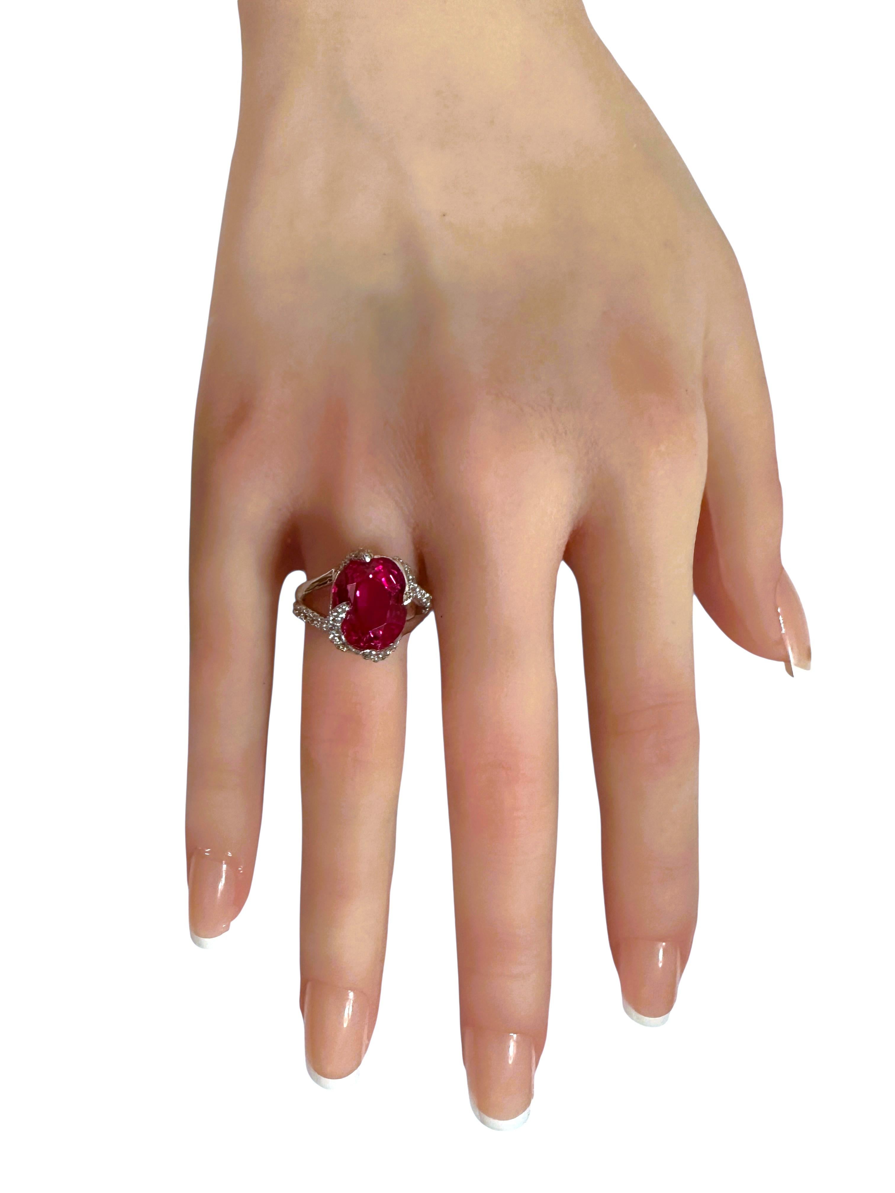 New 7.0 Carat Red Sapphire & Diamond Cut Sapphire Sterling Ring Size 6.25 Pour femmes en vente
