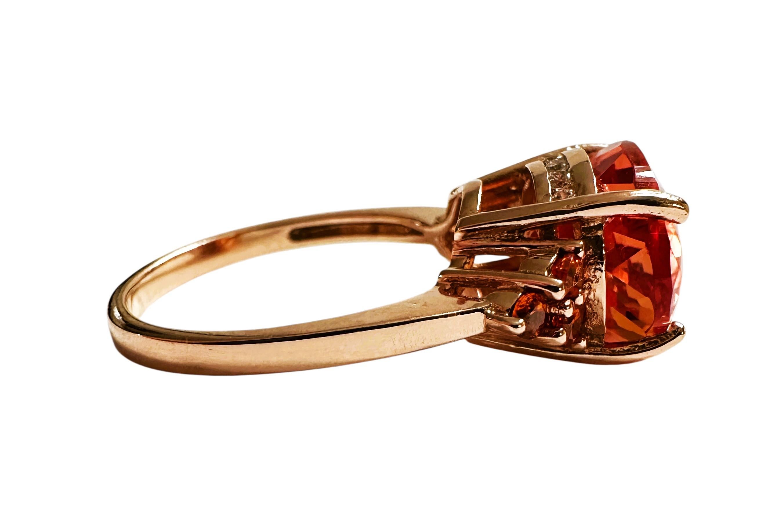 New 7.5 Carat Sunset Sapphire & Diamond Cut Sapphire R Gold PL Sterling Ring Pour femmes en vente