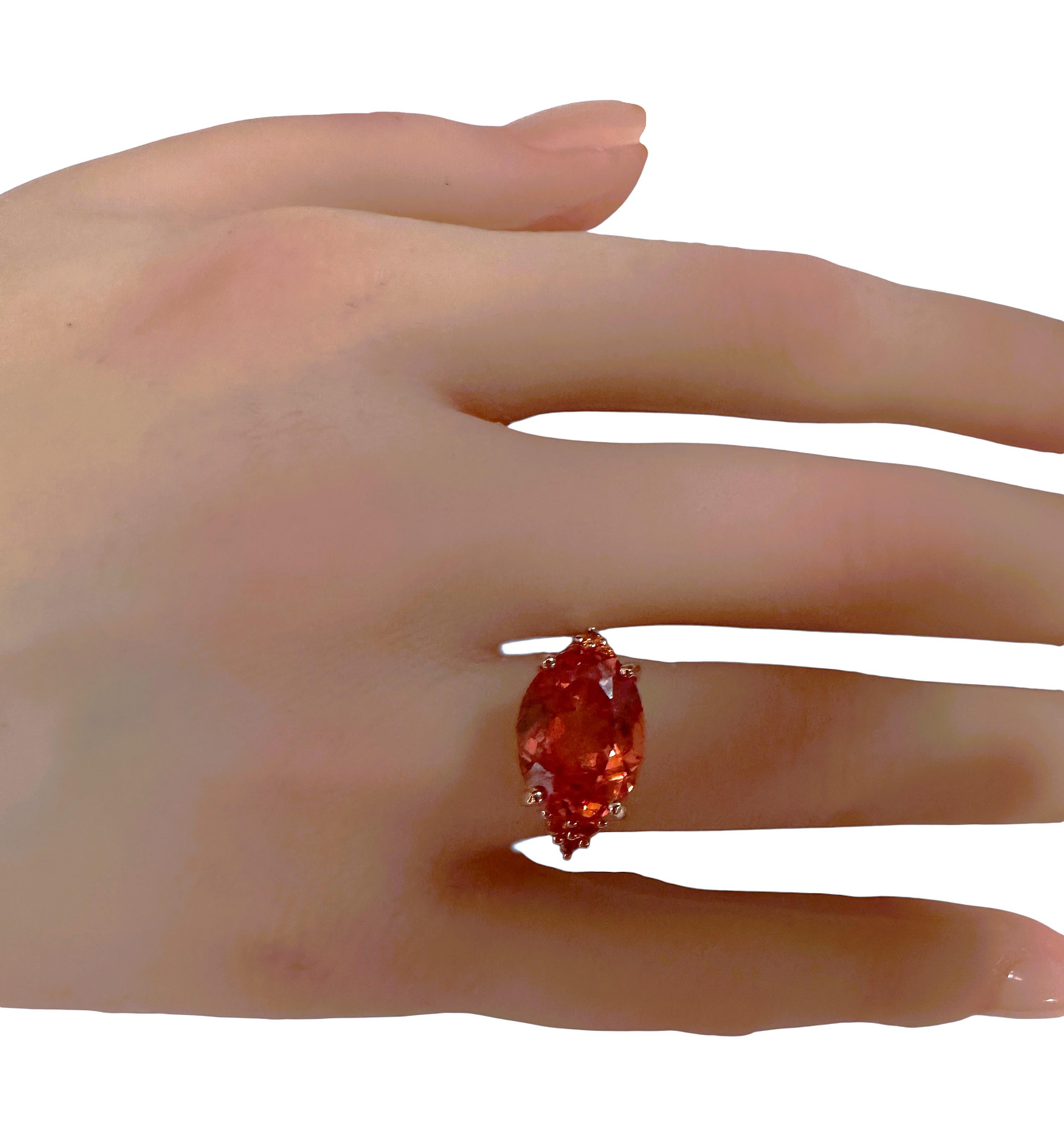 New 7.5 Carat Sunset Sapphire & Diamond Cut Sapphire R Gold PL Sterling Ring en vente 3