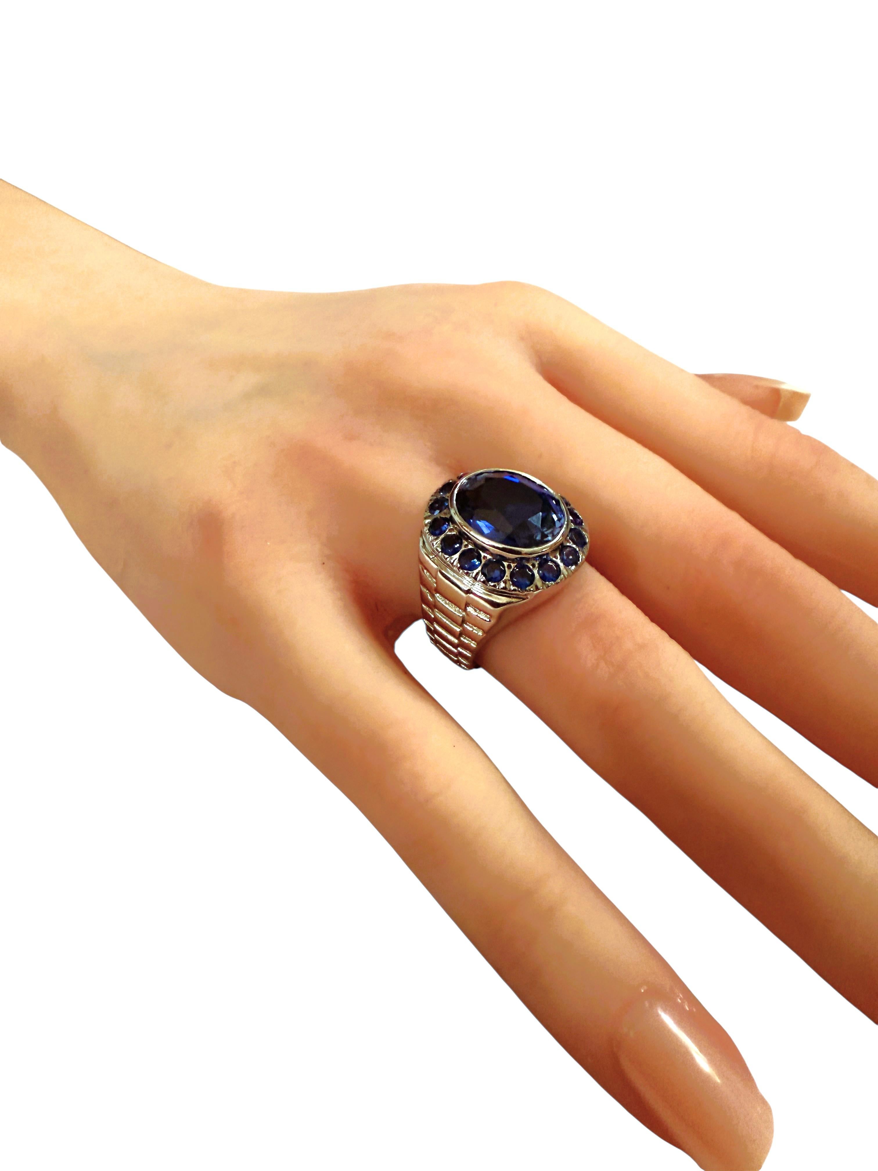 Neu 7.60 Karat Oval & Diamantschliff Blauer Saphir Sterling Silber Ring im Angebot 1