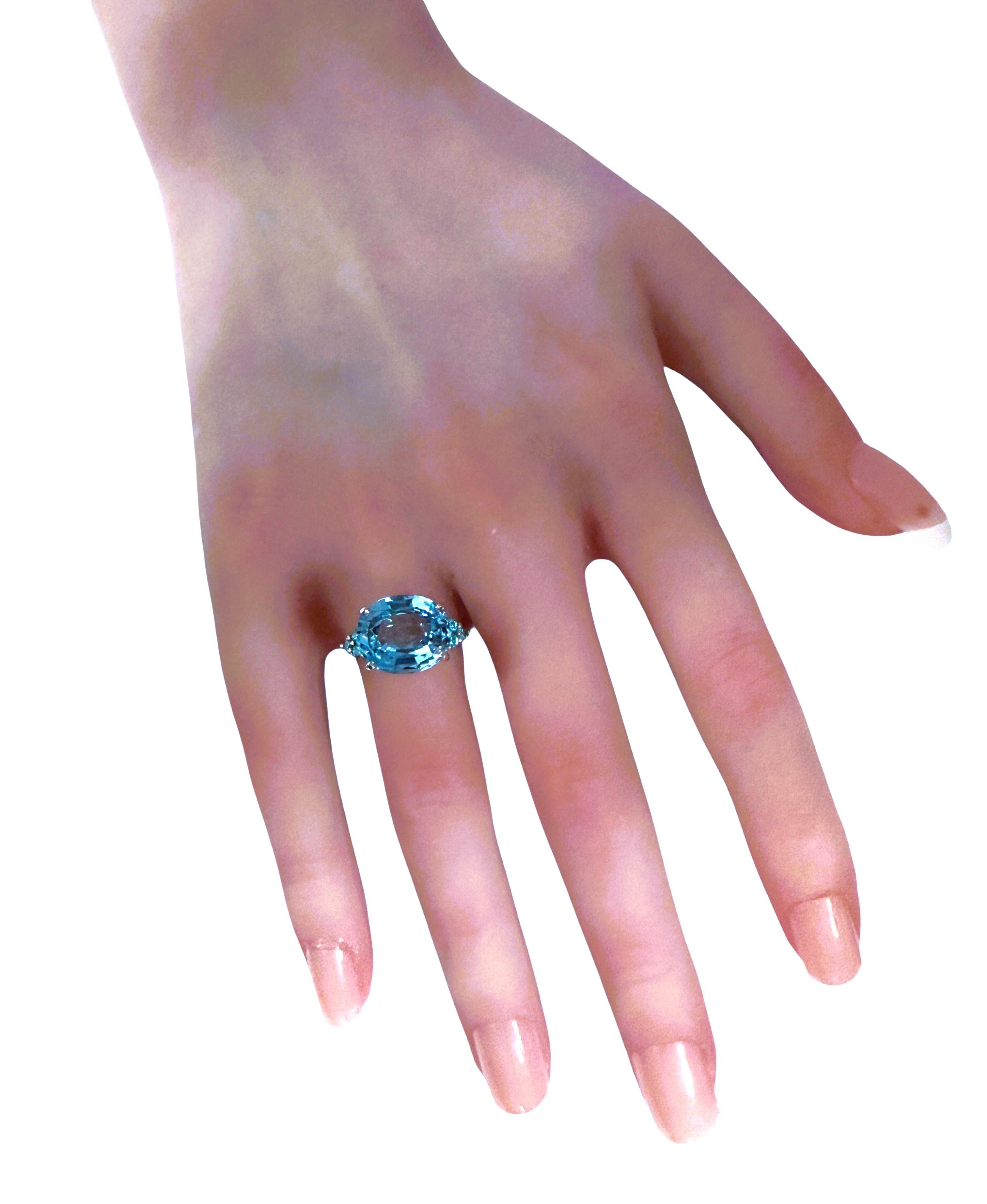 Oval Cut New 8.0 Carat Baby Blue Topaz & Diamond Cut Sapphire Sterling Ring For Sale