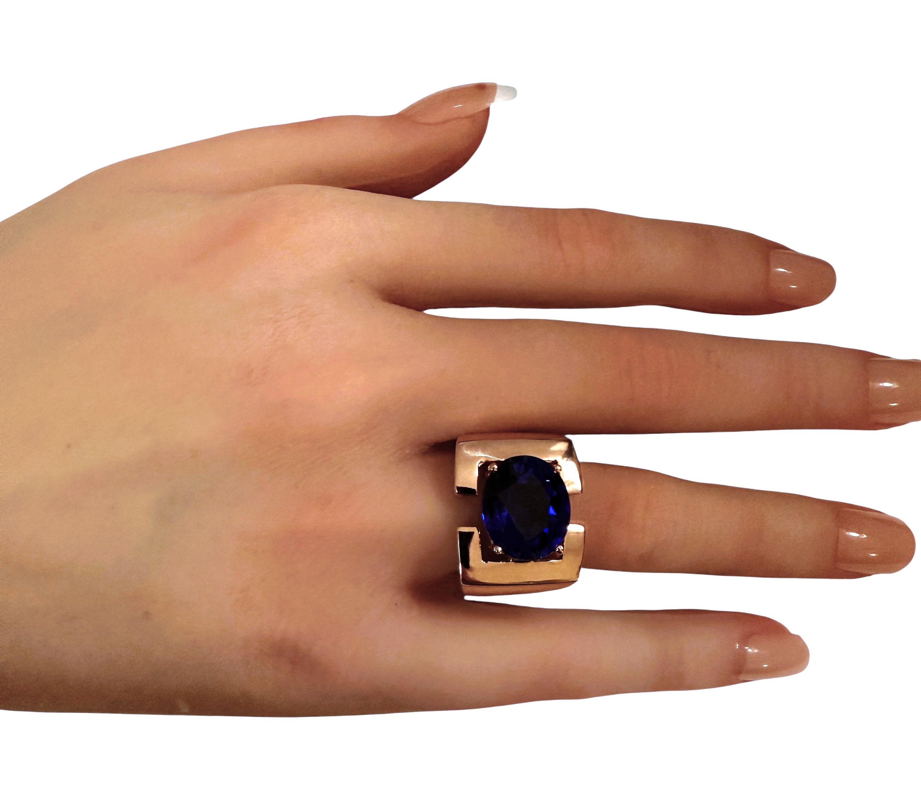 New 8.70 Carat Blue Sapphire Rose Gold Plated Statement Ring Size 8.25 en venta 2