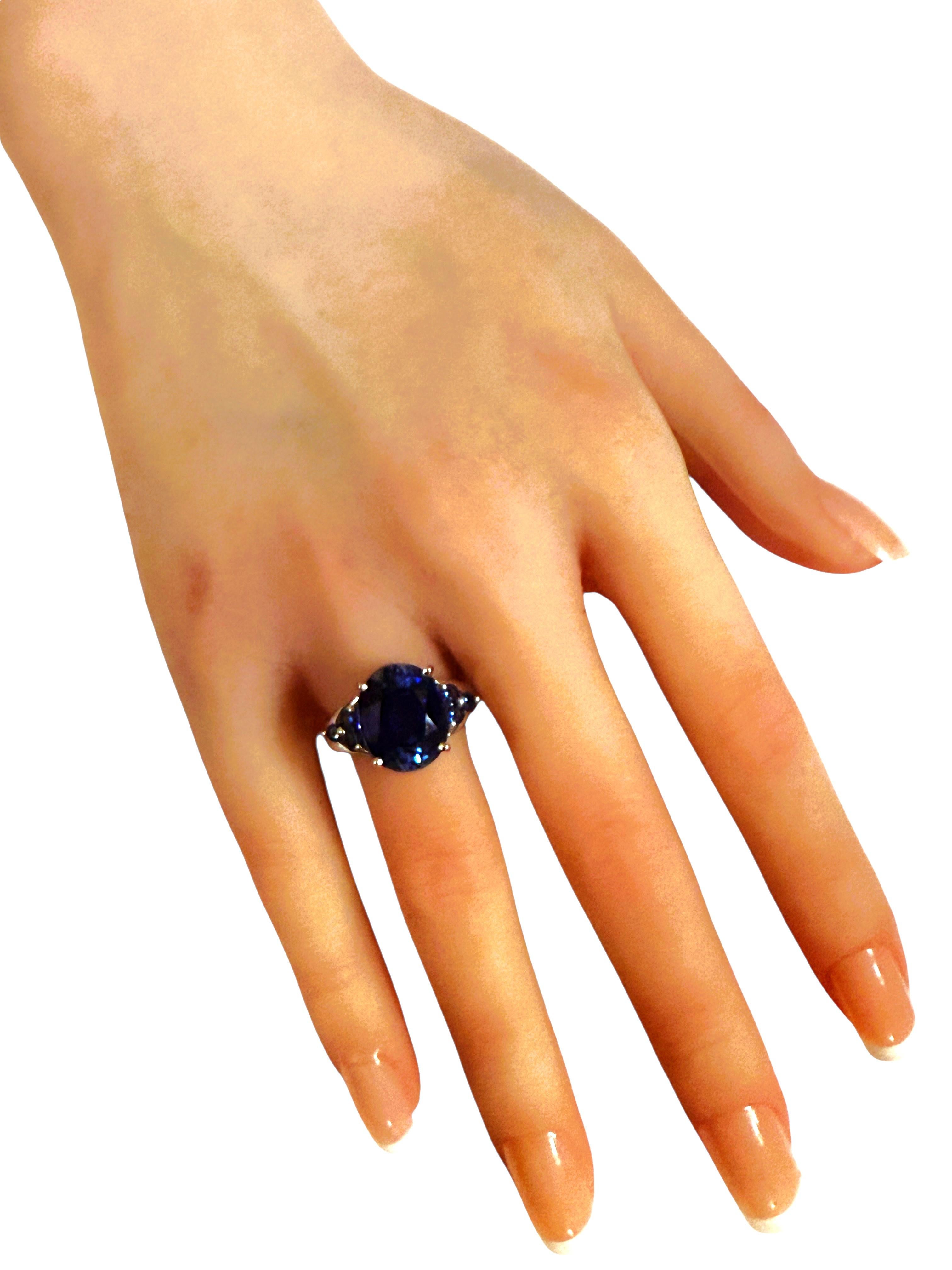 Nuovo anello in argento sterling con zaffiro blu ovale e taglio diamante da 8.70 carati in vendita 1
