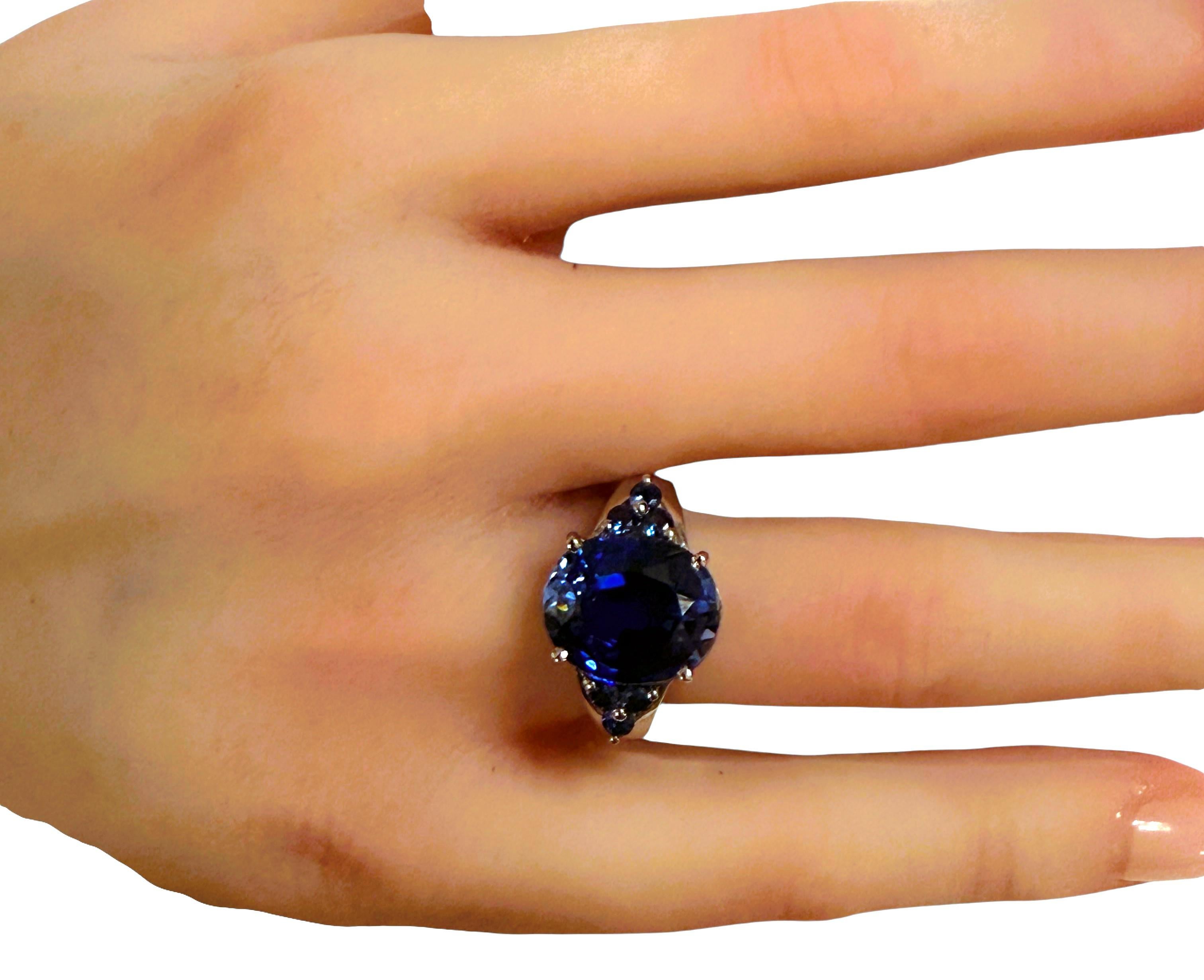 Nuovo anello in argento sterling con zaffiro blu ovale e taglio diamante da 8.70 carati in vendita 3